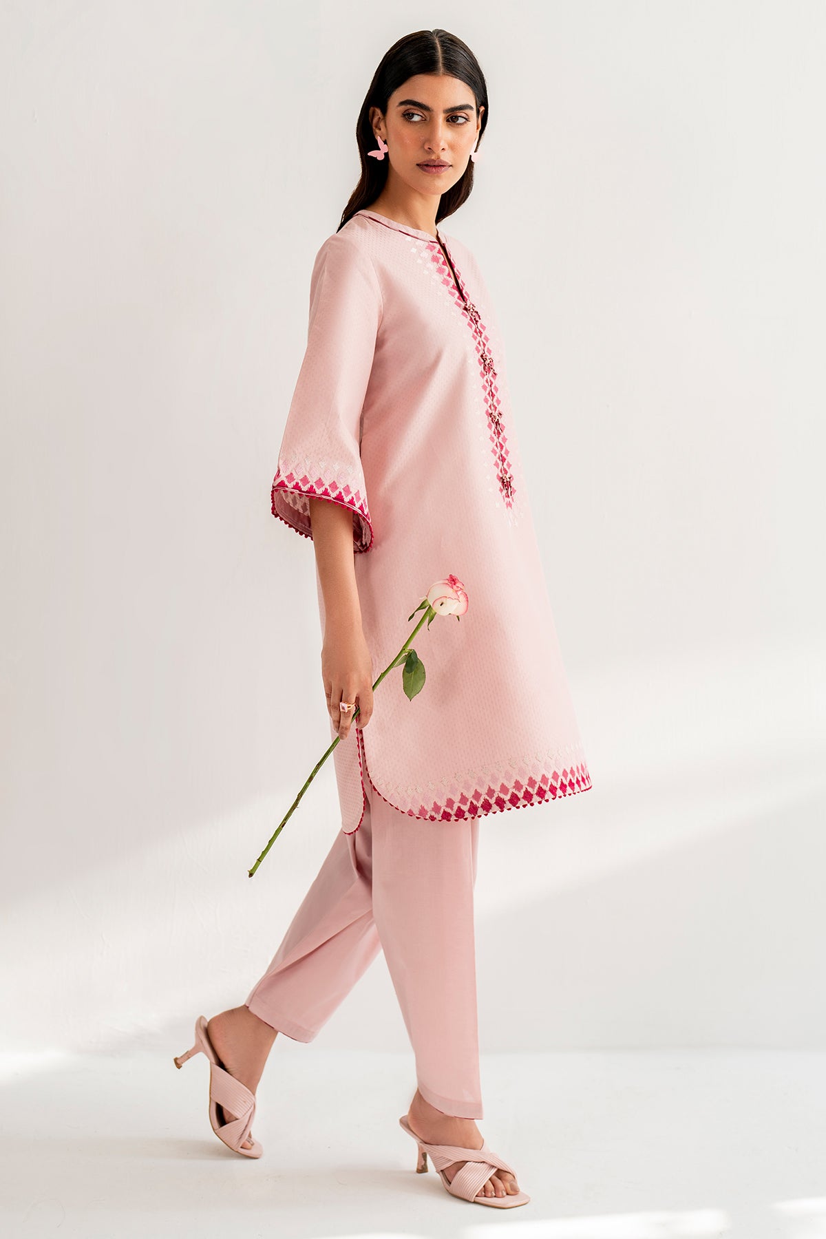 Embroidered Dobby Lawn USE-9268