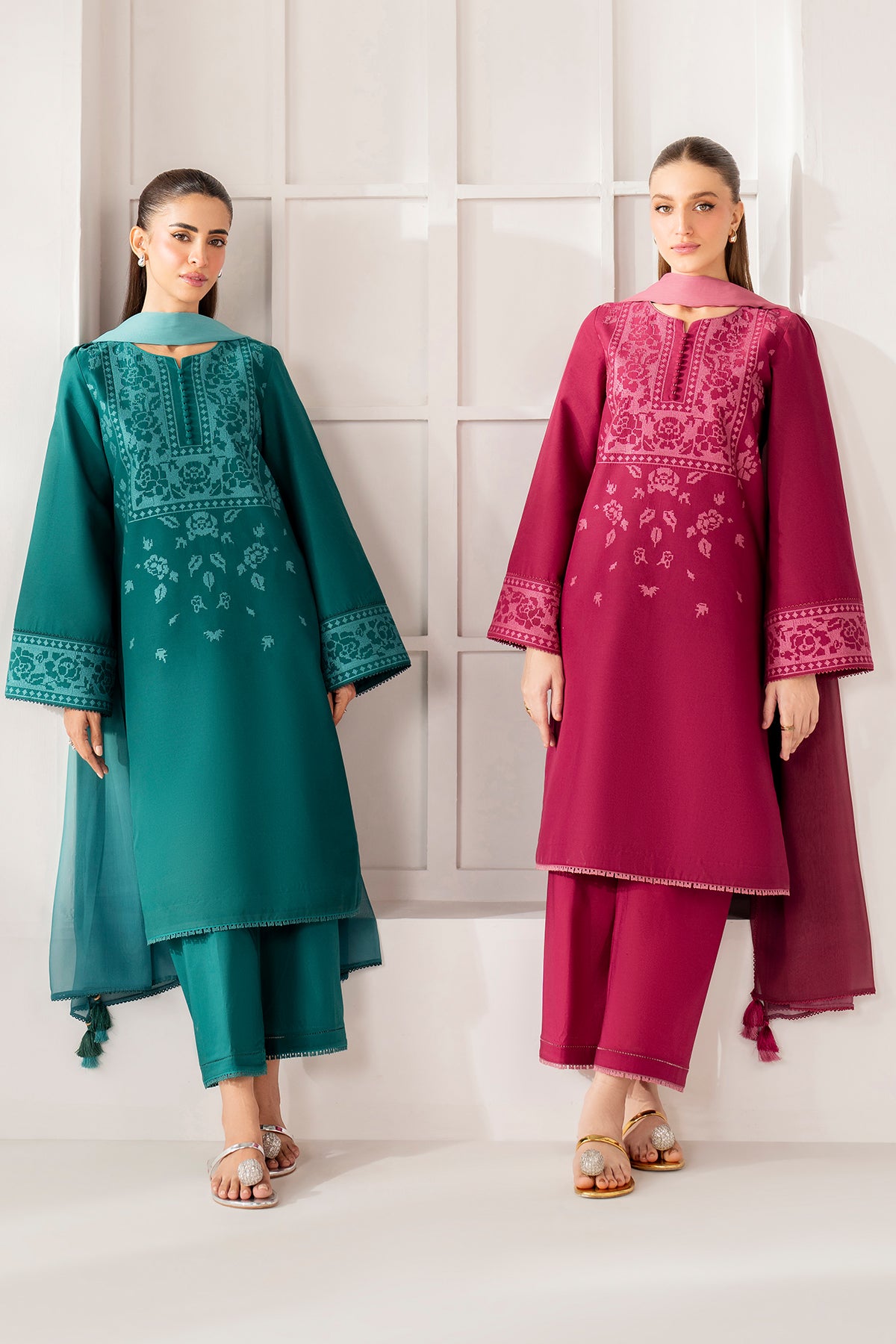 EMBROIDERED LAWN USE-9242