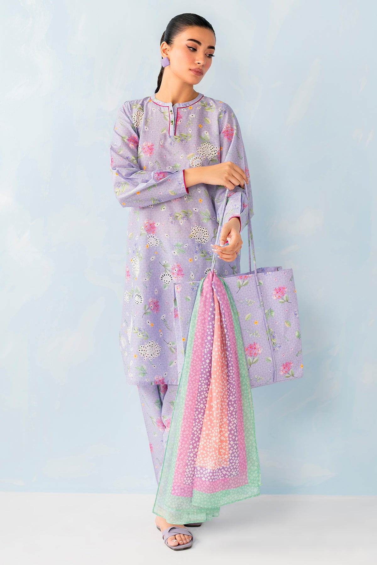 Embroidered Lawn USE - 9066