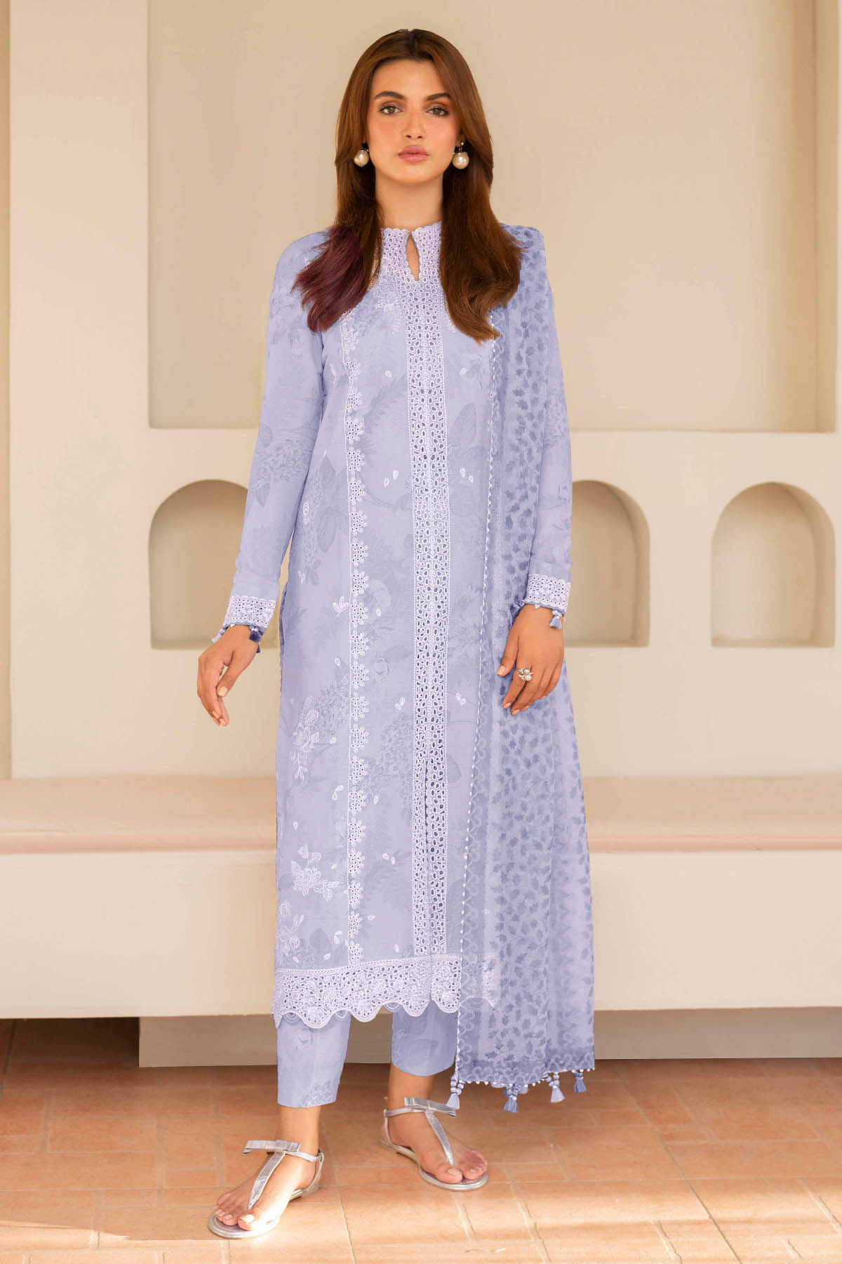 EMBROIDERED LAWN USE-9049