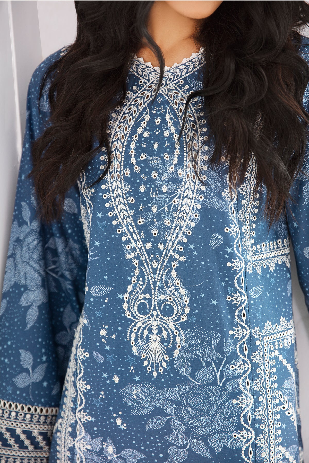 EMBROIDERED LAWN RTW - 1200