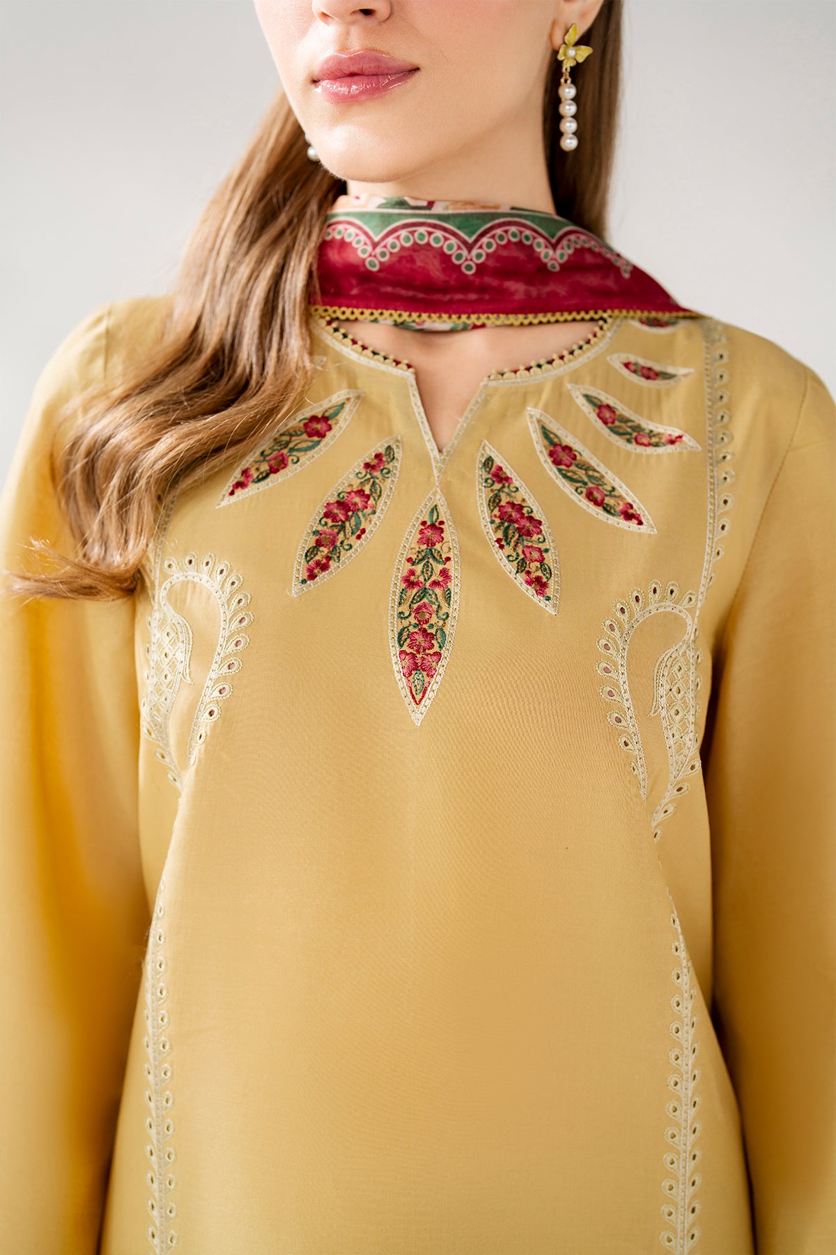 EMBROIDERED LAWN USE-9243