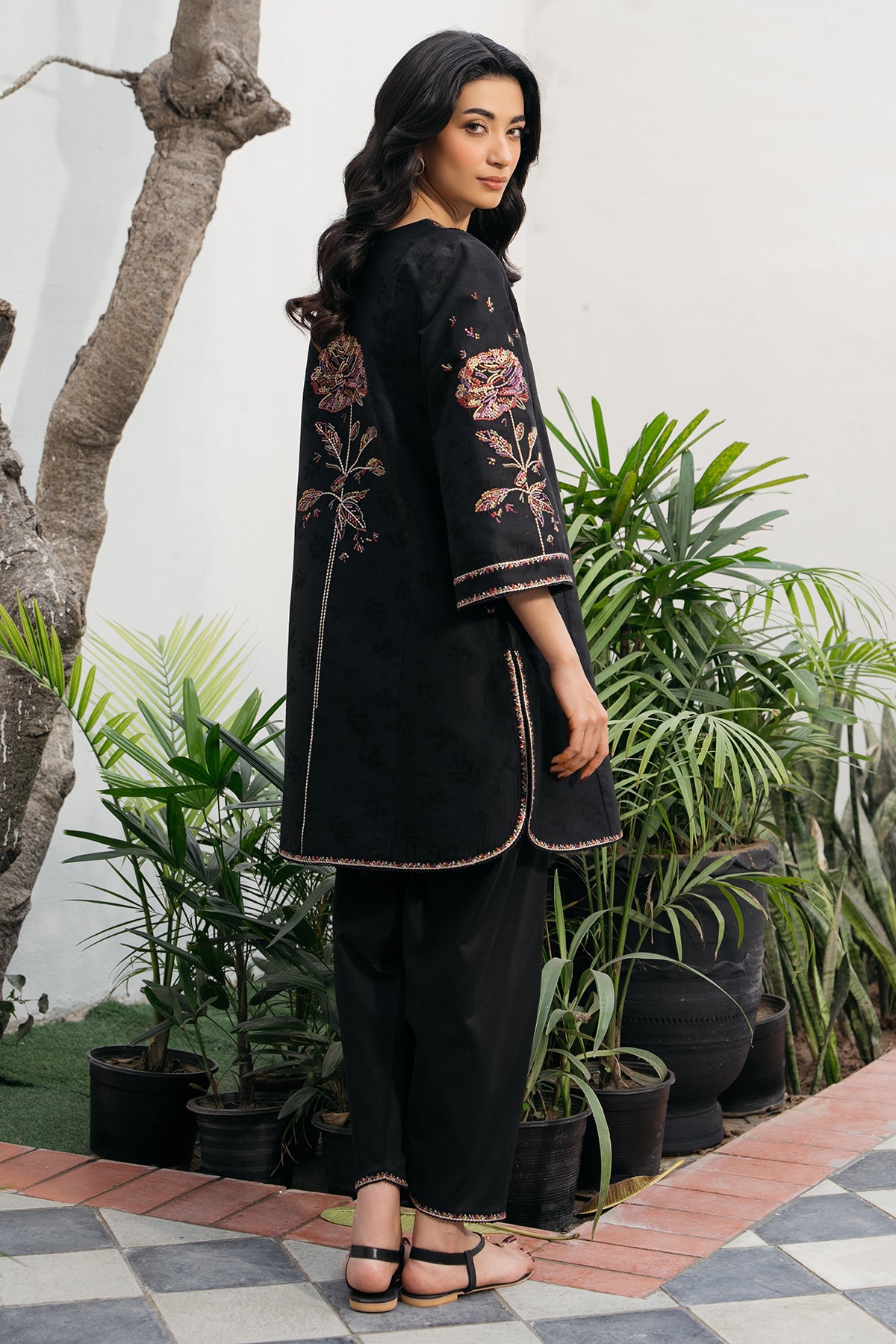 EMBROIDERED JACQUARD LAWN RTW-1221