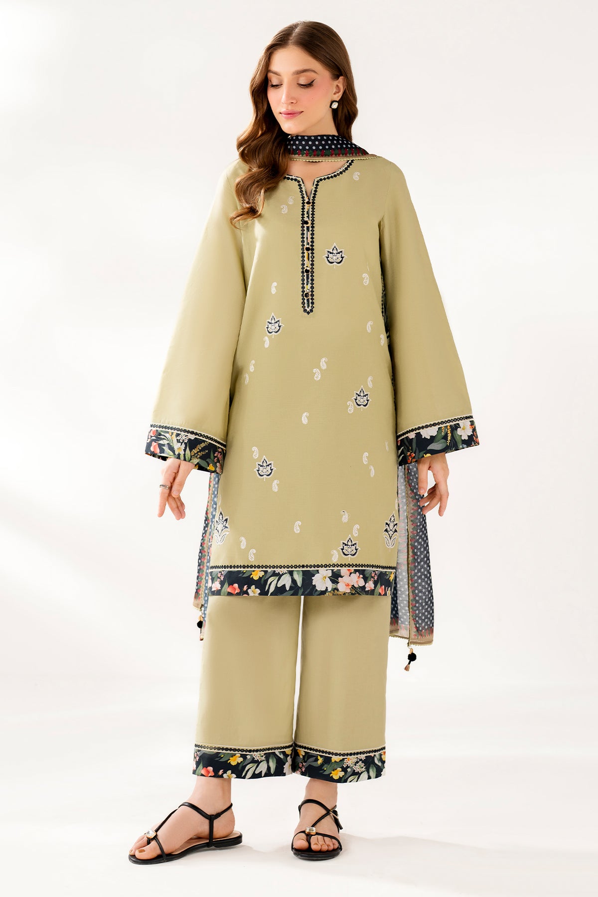 EMBROIDERED LAWN USE-9249