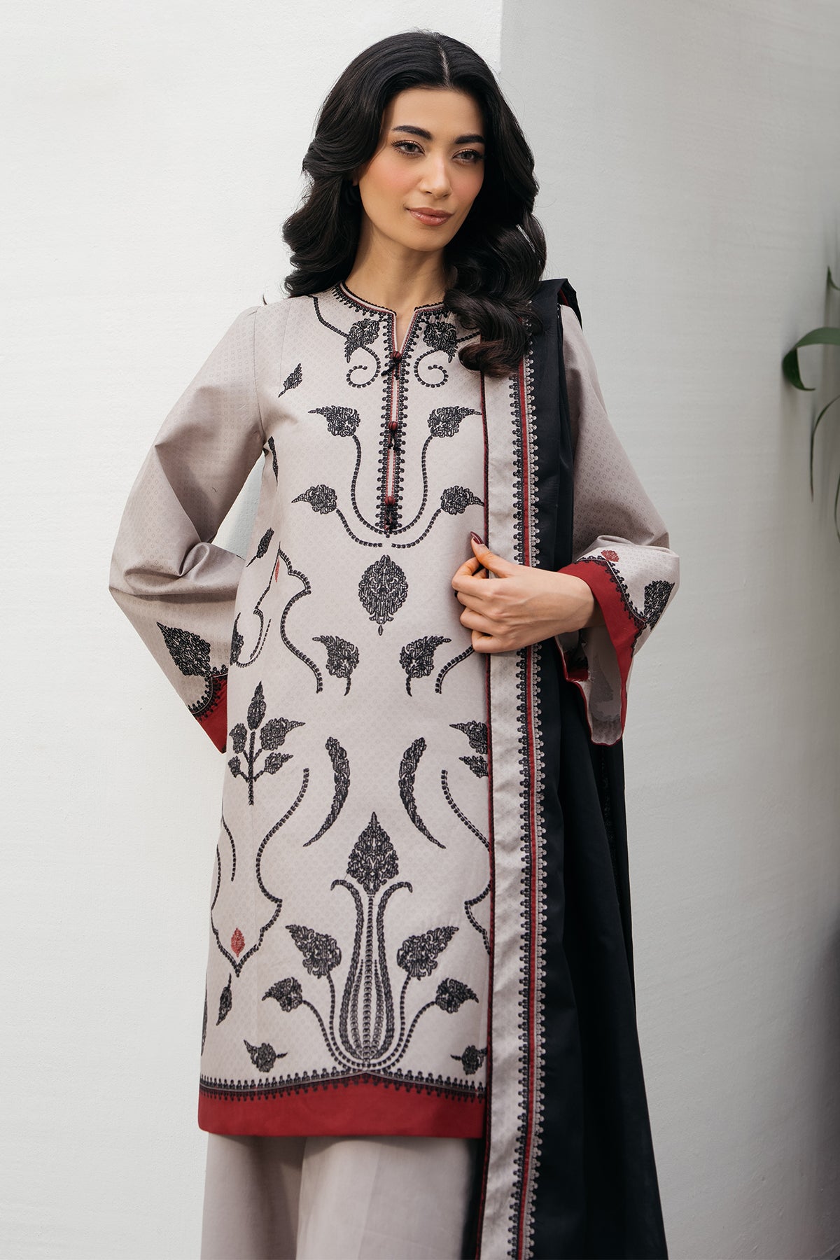 EMBROIDERED DOBBY LAWN USE-9178