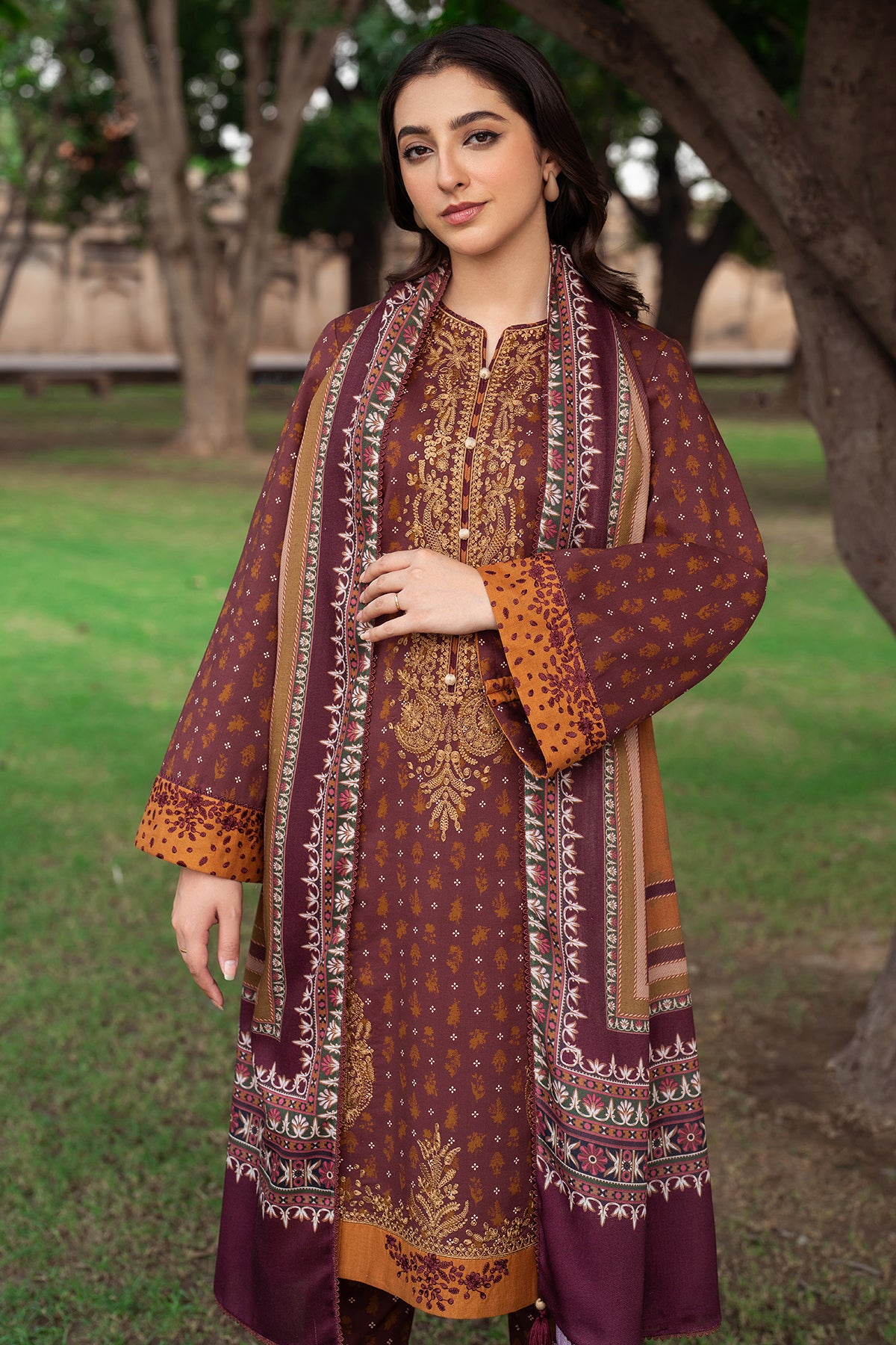 EMBROIDERED PREMIUM VISCOSE UW-0242