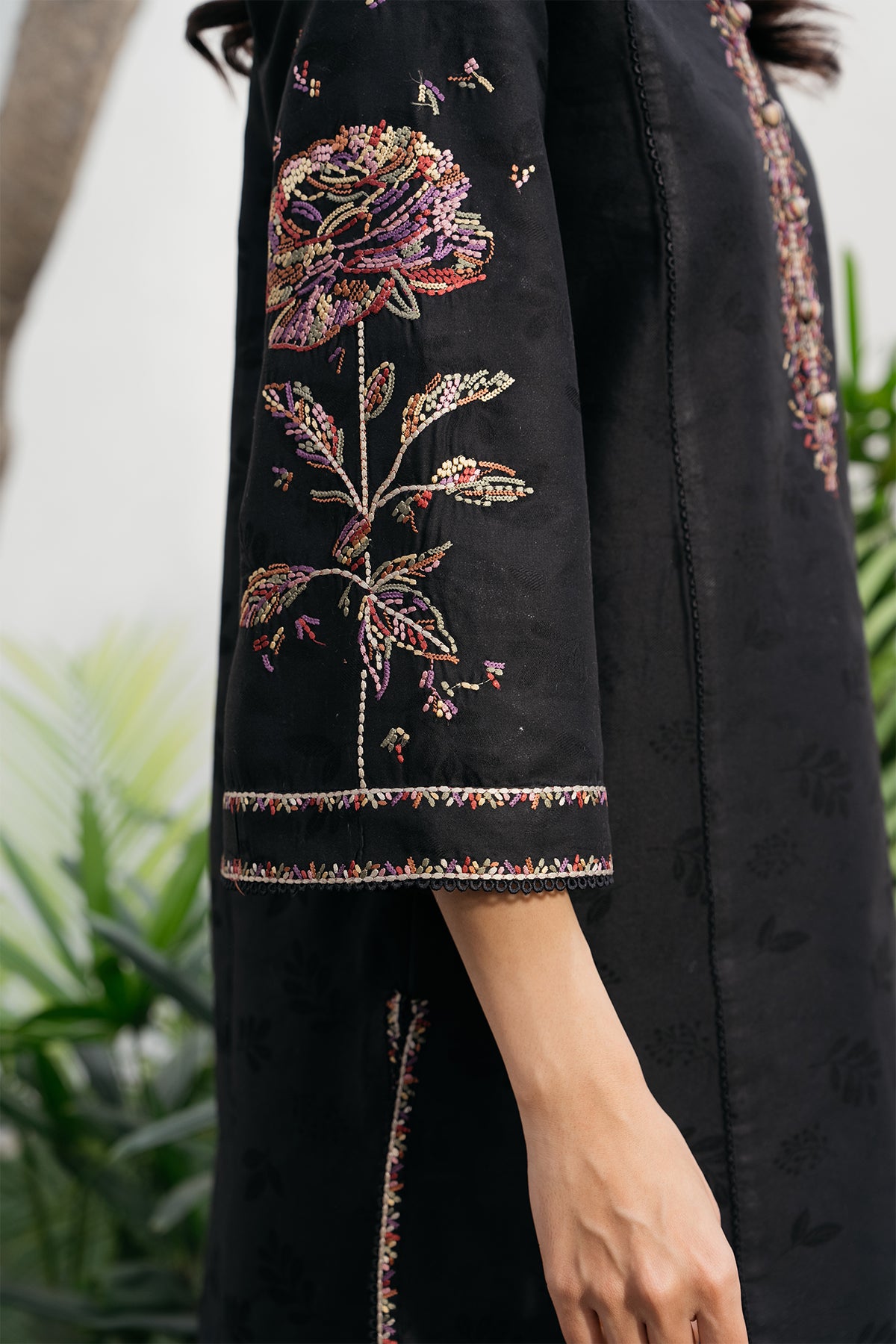 EMBROIDERED JACQUARD LAWN RTW-1221