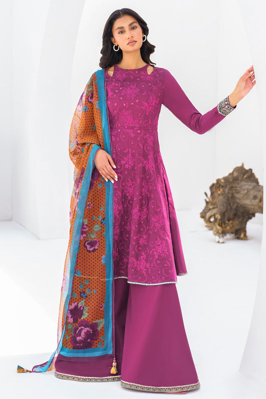 Embroidered Lawn USE-9033