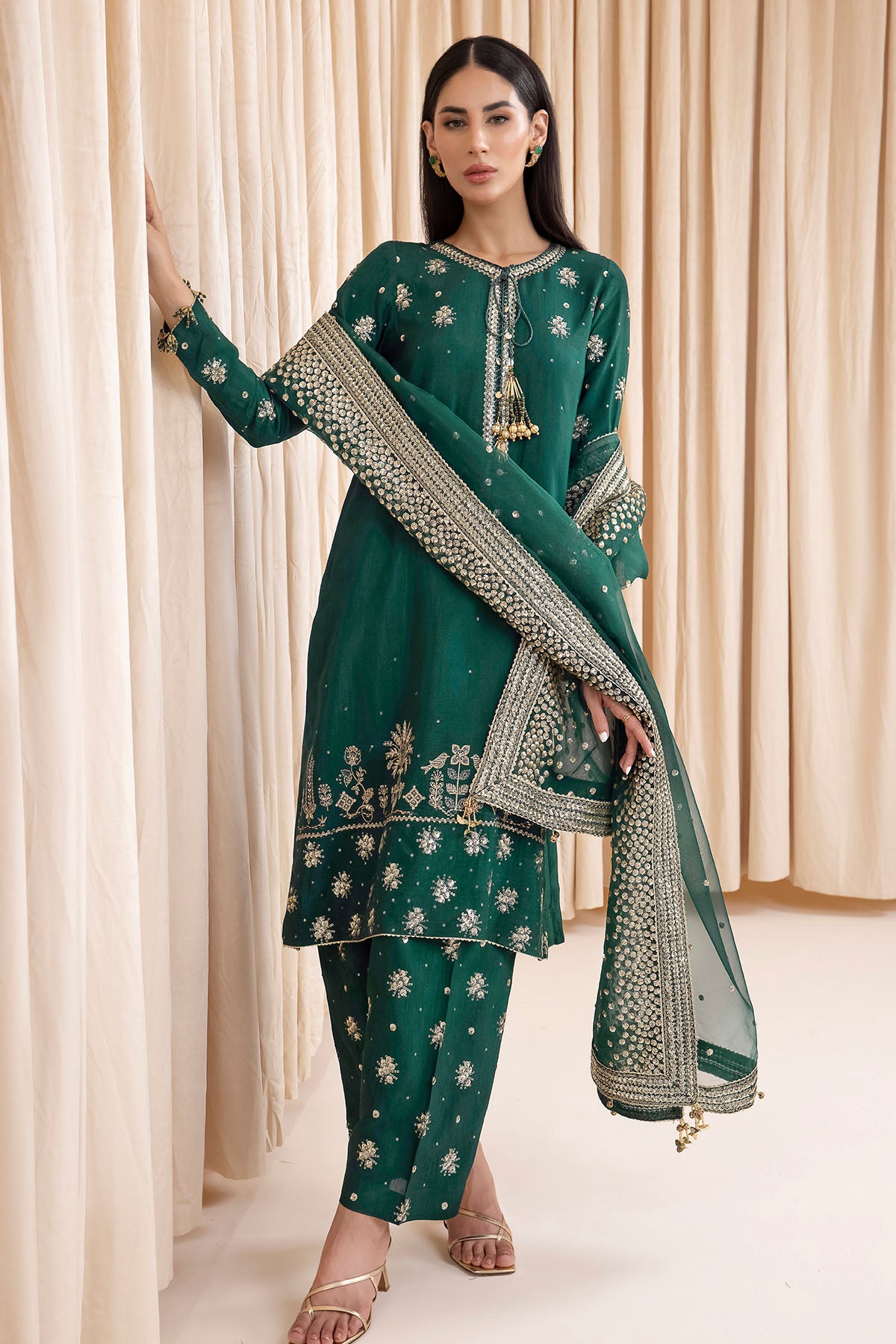 Embroidered Raw Silk UR-7003