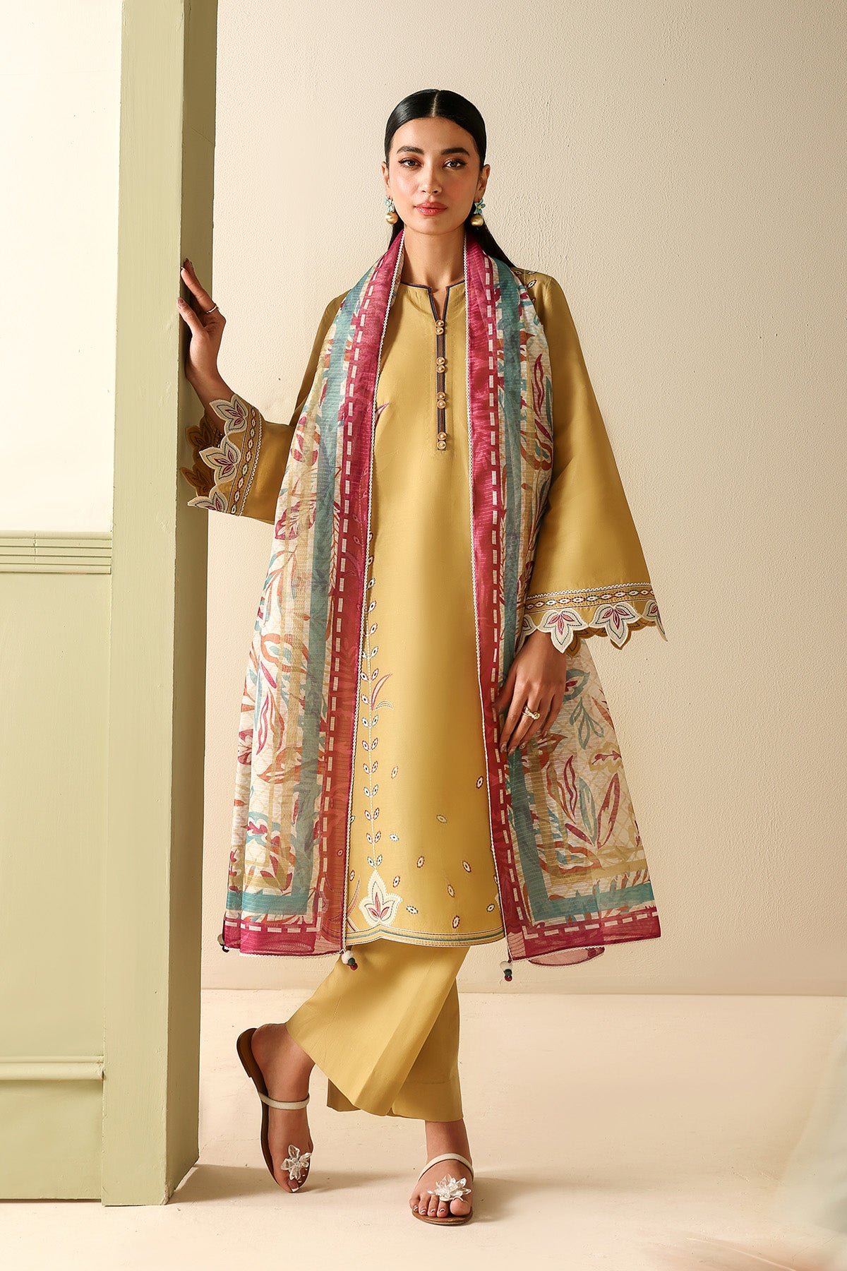 EMBROIDERED LAWN USE-9356