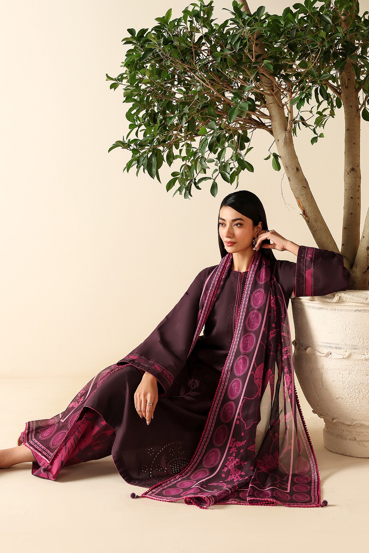 EMBROIDERED LAWN USE-9338