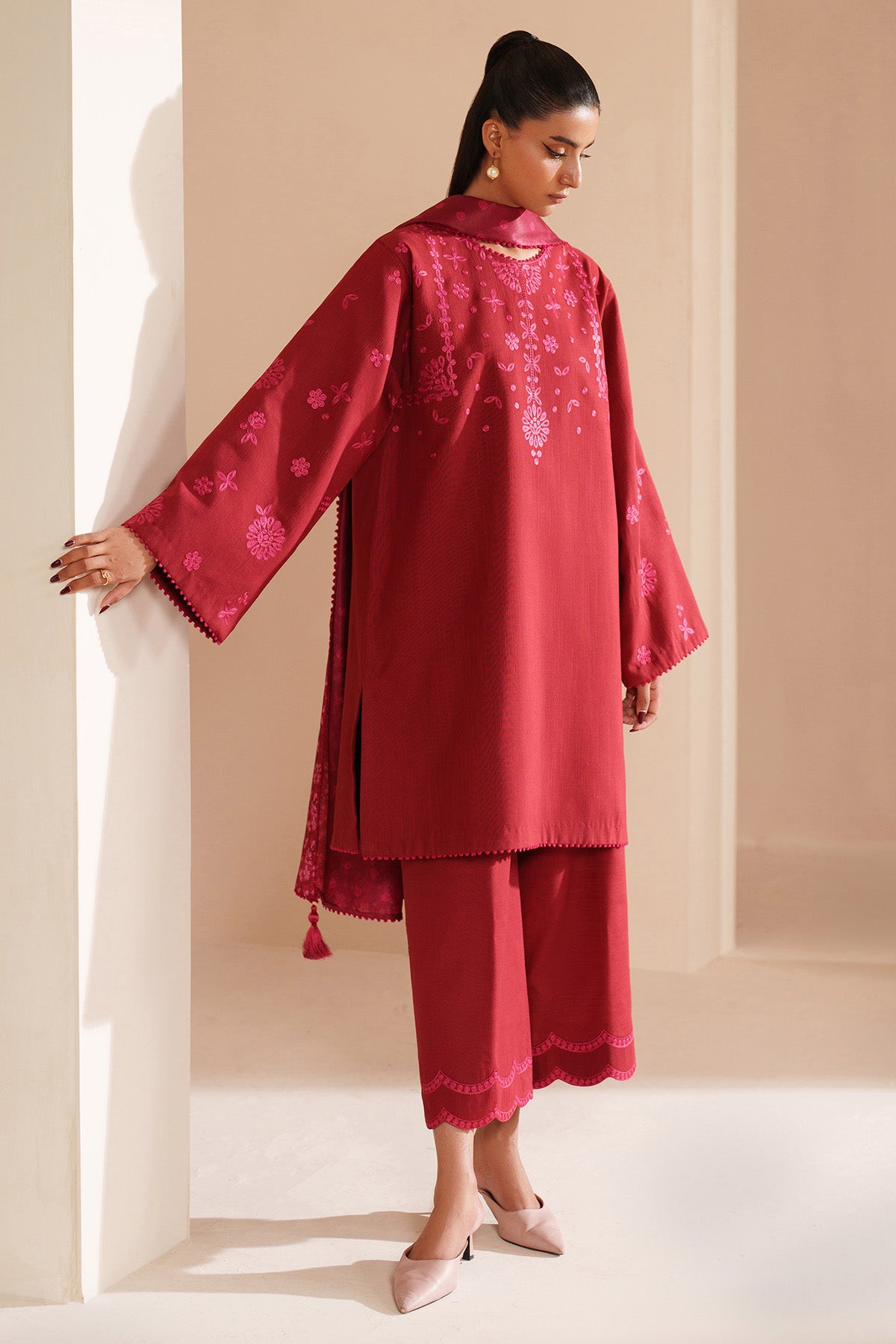 EMBROIDERED KHADDAR UW-0241