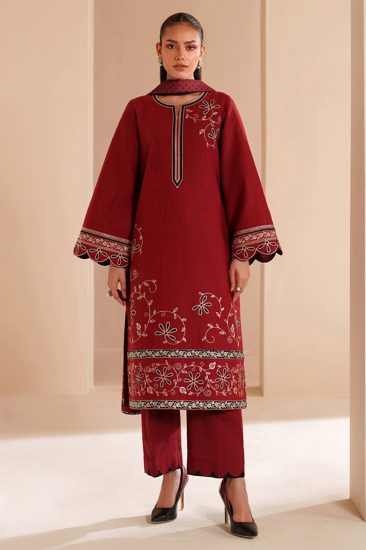 EMBROIDERED KHADDAR UW-0235