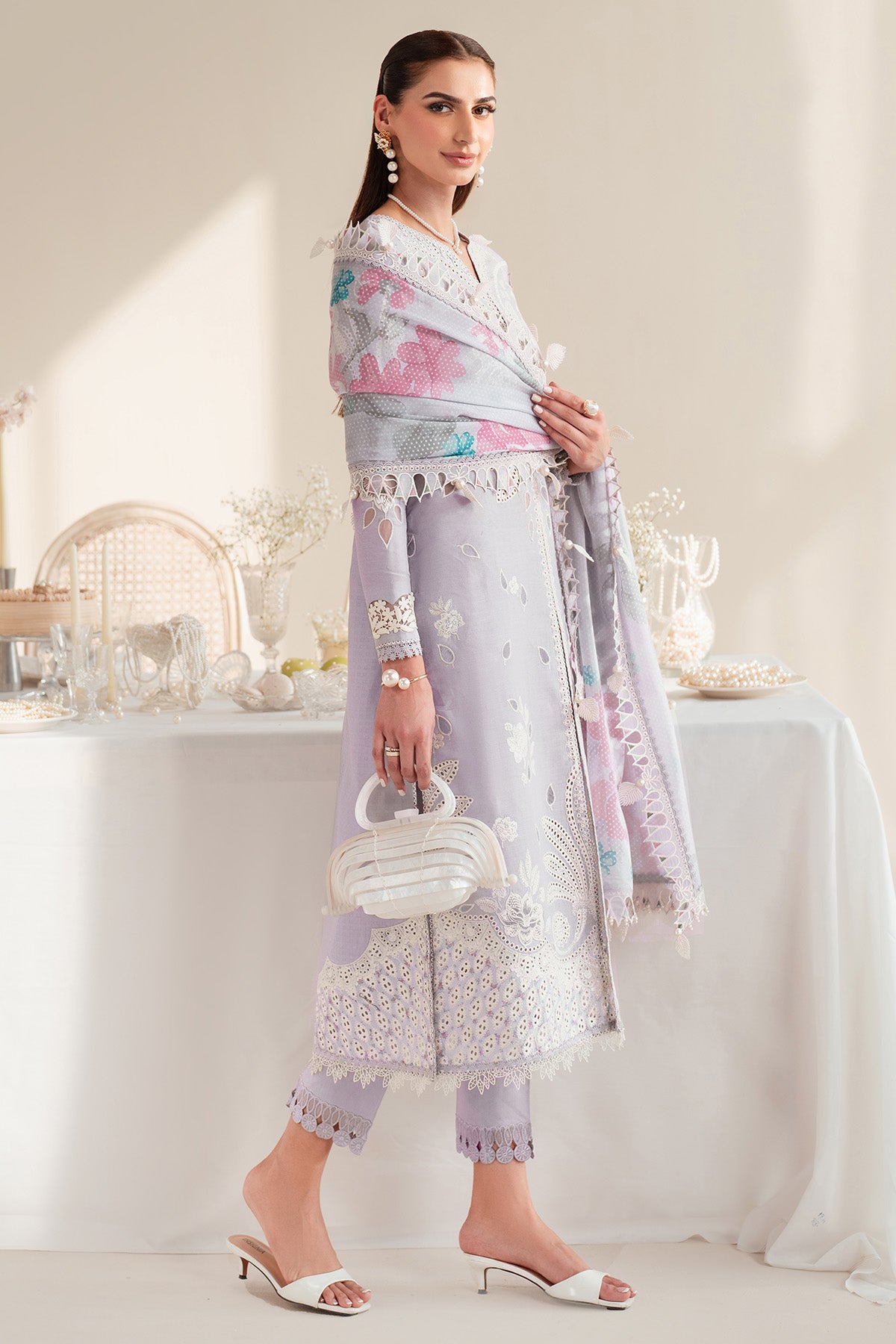 EMBROIDERED DOBBY LAWN IL'25-D06