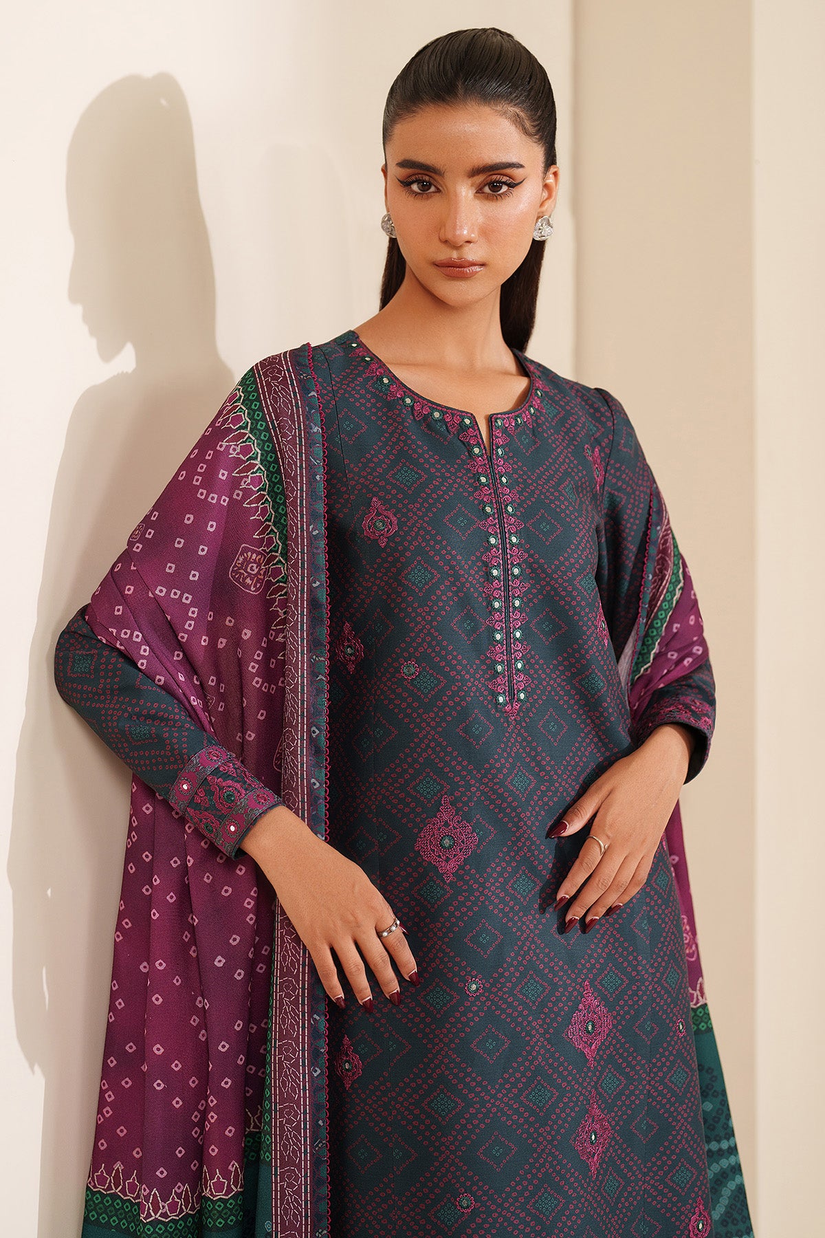 EMBROIDERED PREMIUM VISCOSE UW-0230