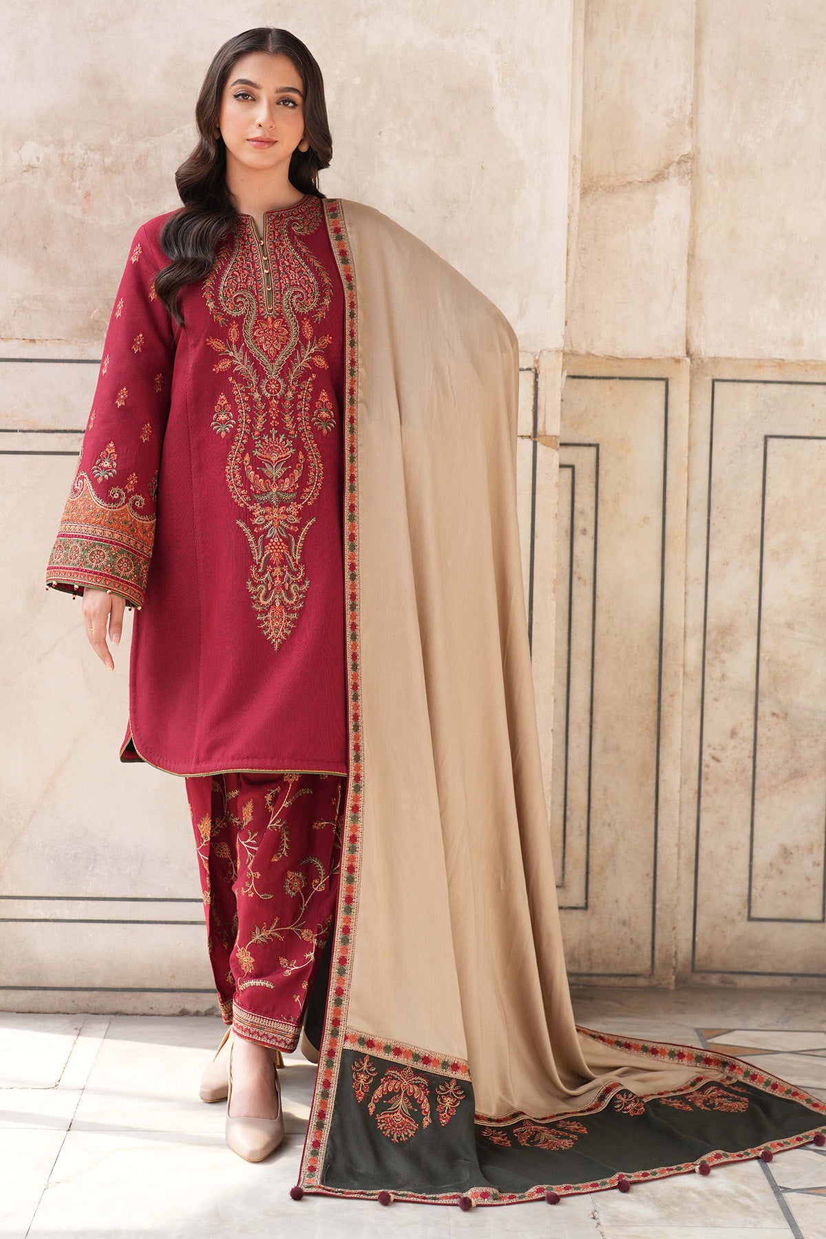 EMBROIDERED SLUB KHADDAR DW'24 D3