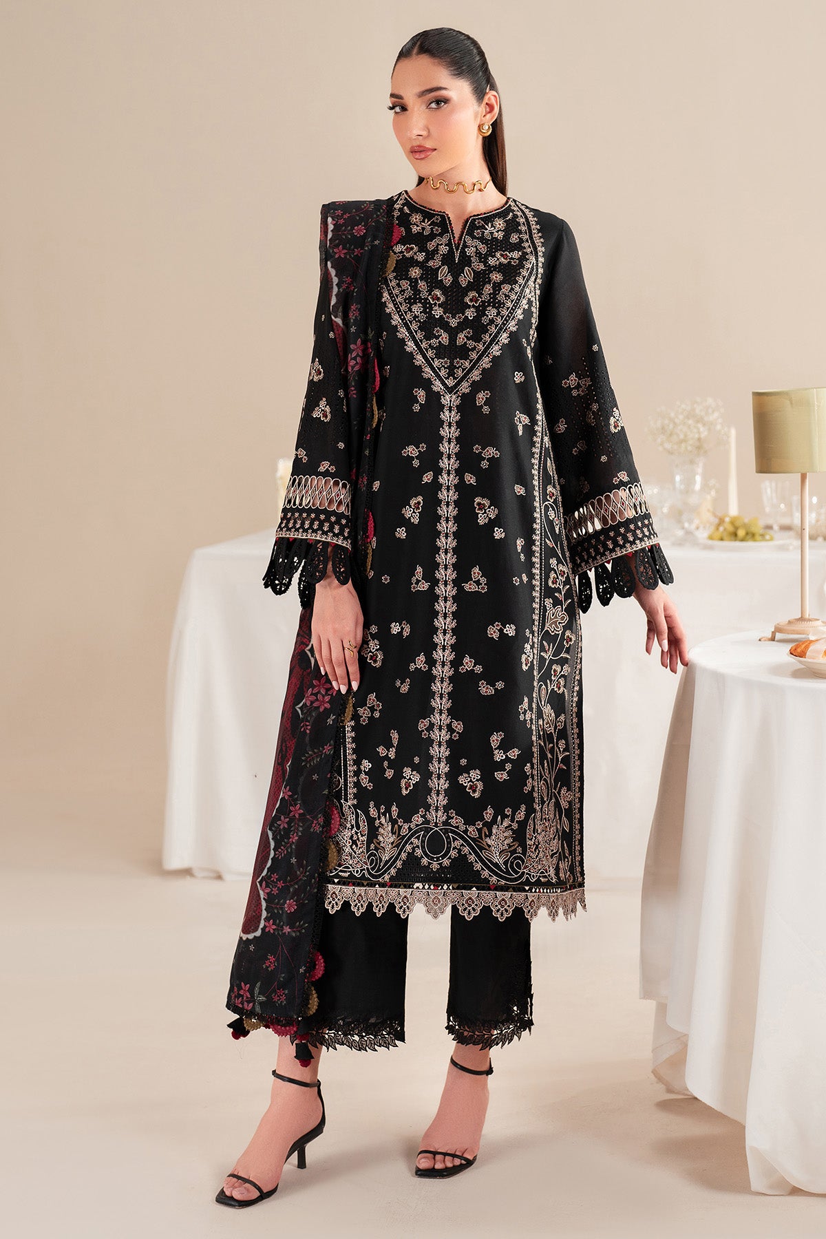 EMBROIDERED LAWN IL'25-D07