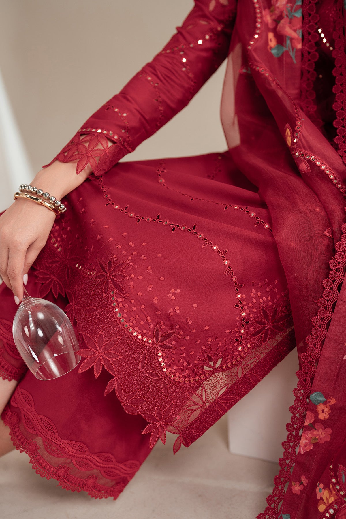 EMBROIDERED LAWN IL'25-D03
