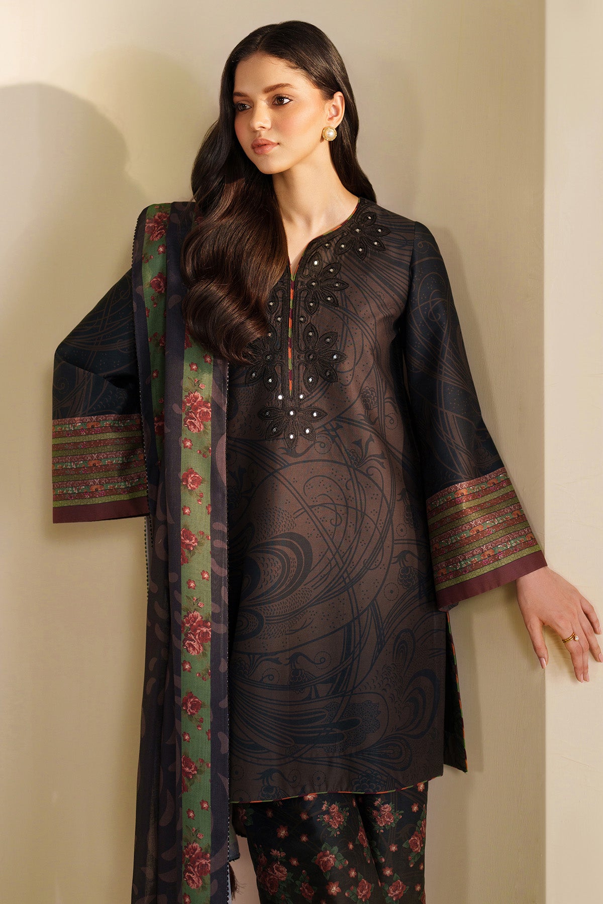 EMBROIDERED PREMIUM VISCOSE UW-0203
