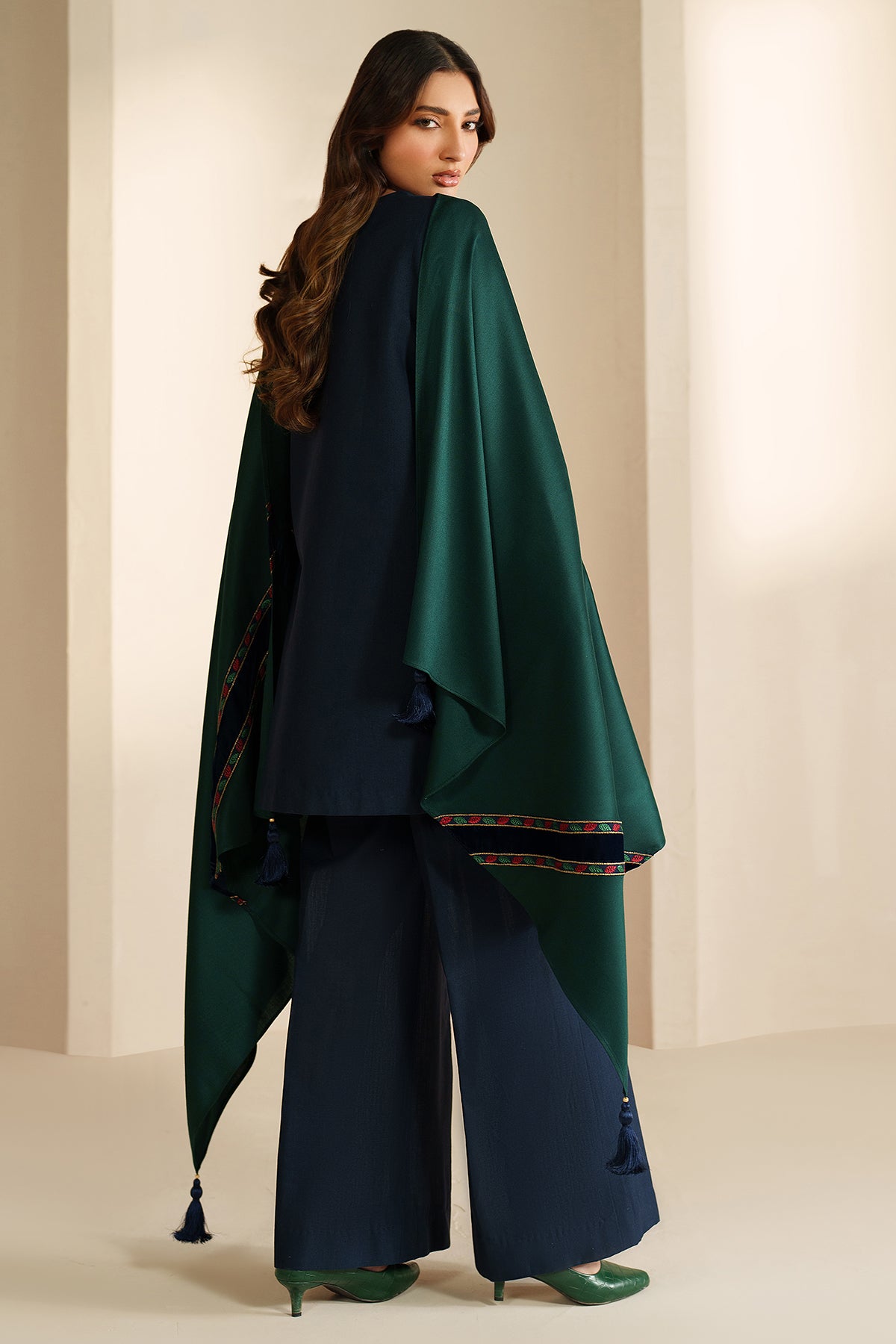 EMBROIDERED KHADDAR UW-0196