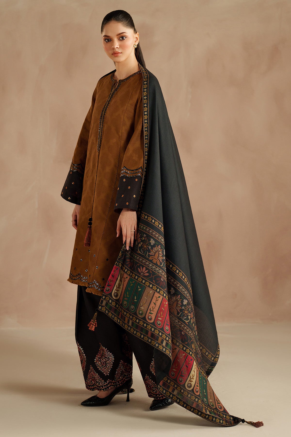 EMBROIDERED JACQUARD KHADDAR UW-0211