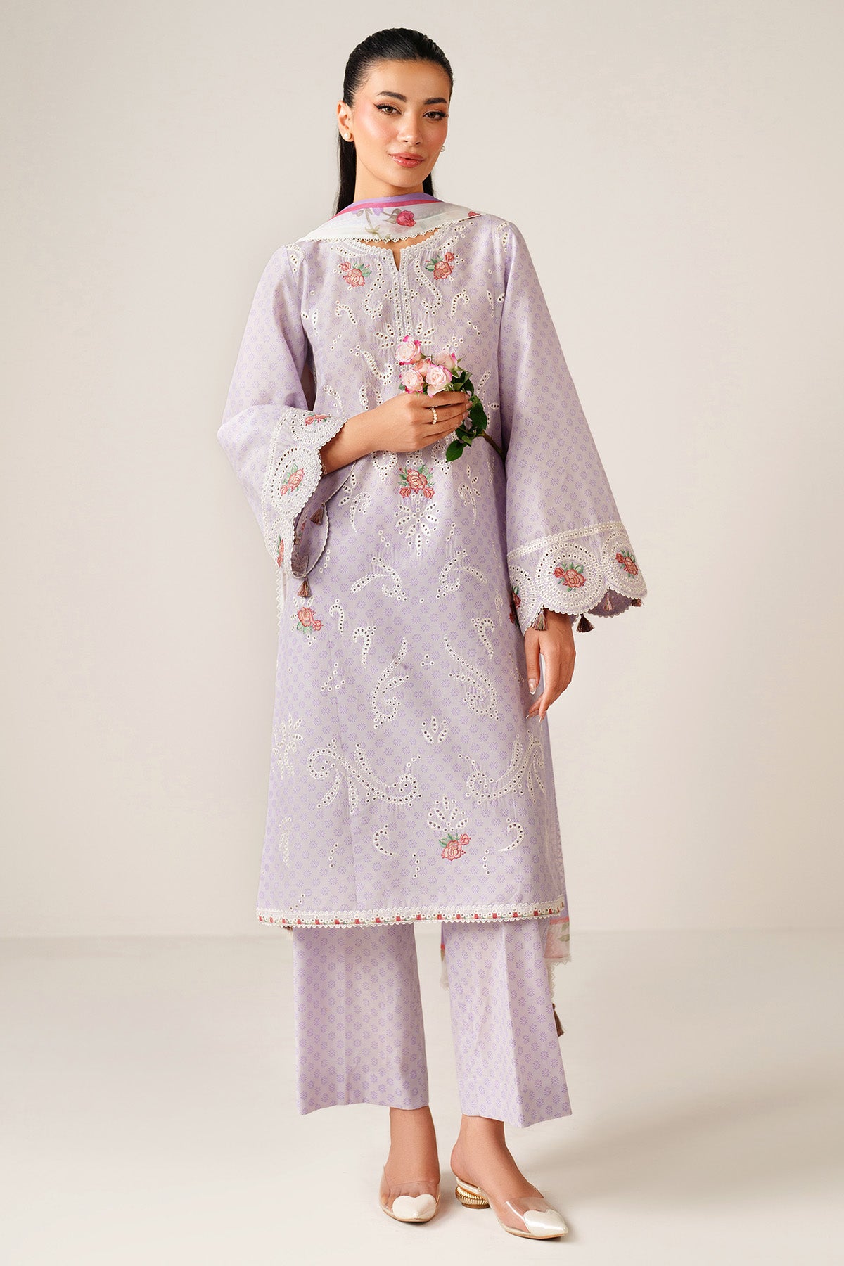 EMBROIDERED LAWN USE-9247