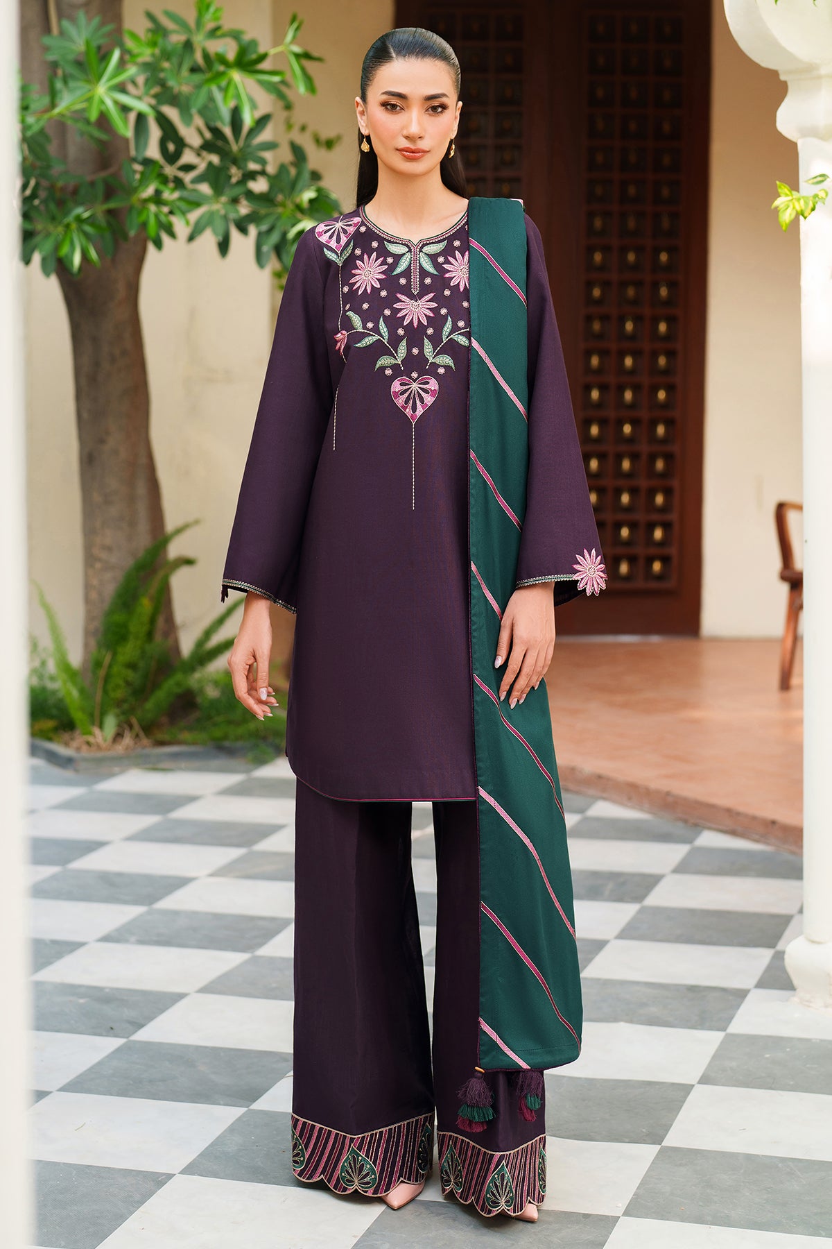 EMBROIDERED KHADDAR UW-0163