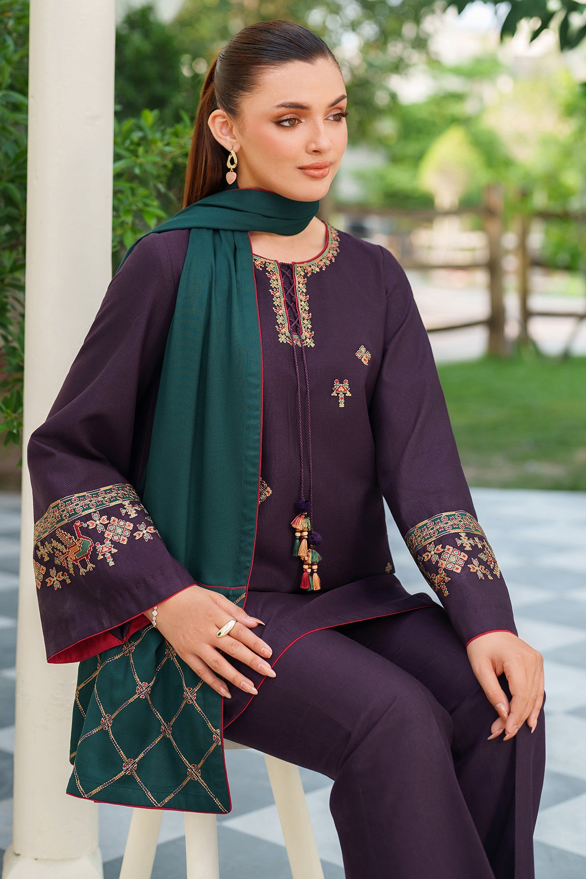 EMBROIDERED KHADDAR UW-0189