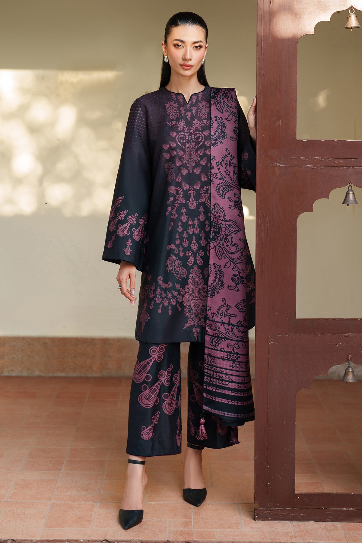 EMBROIDERED PREMIUM VISCOSE UW-0182