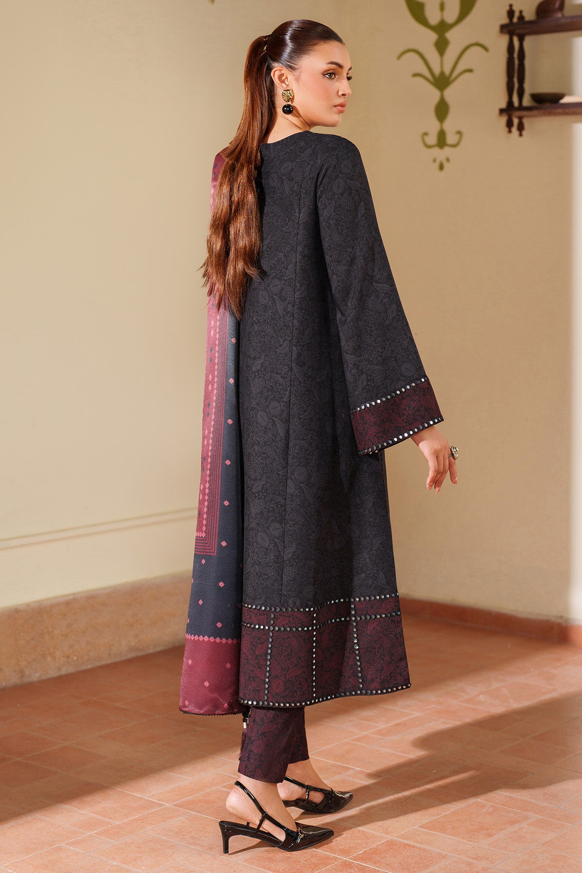 EMBROIDERED VISCOSE UW-0176