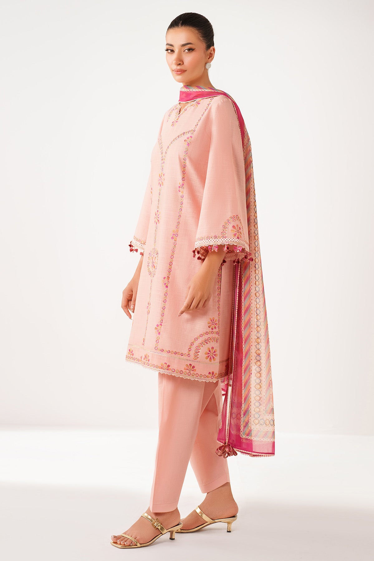 EMBROIDERED SLUB LAWN USE-9240