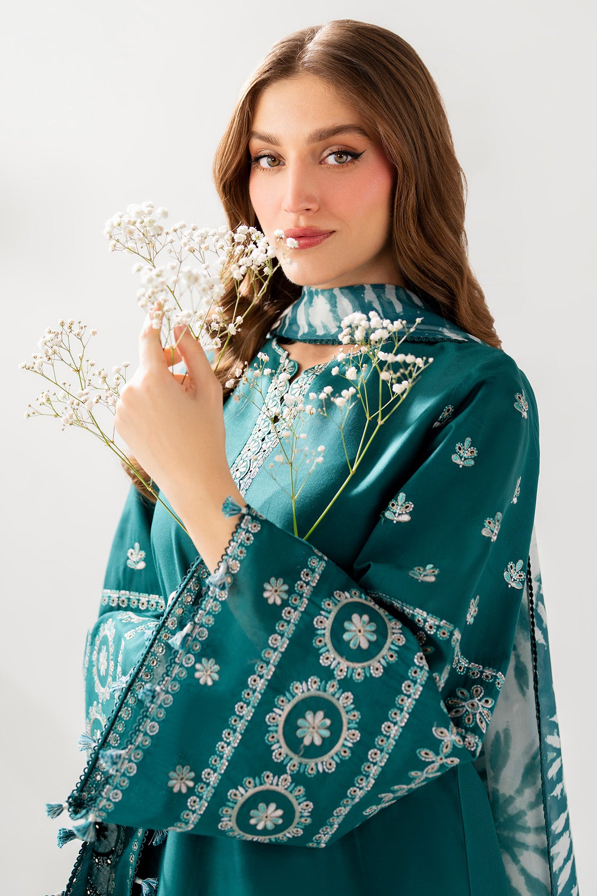 EMBROIDERED LAWN USE-9248