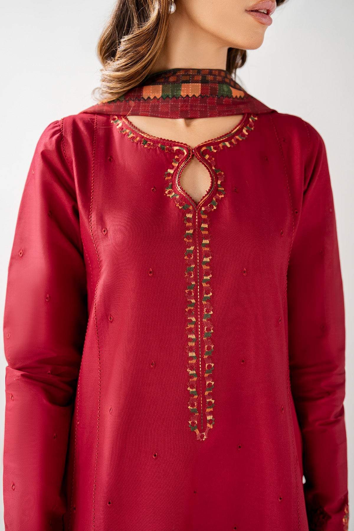 EMBROIDERED LAWN USE-9244