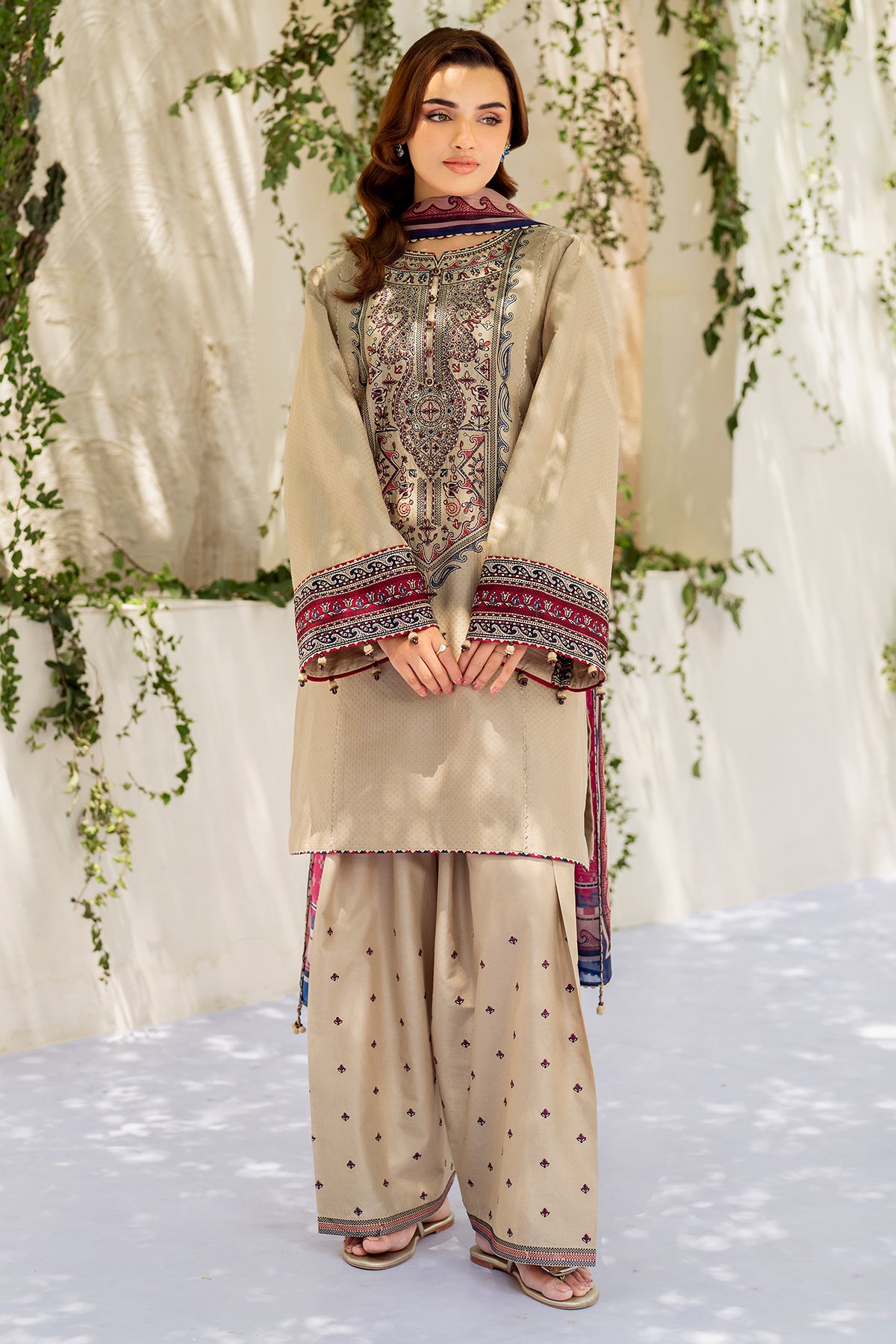 EMBROIDERED DOBBY LAWN USE-9202