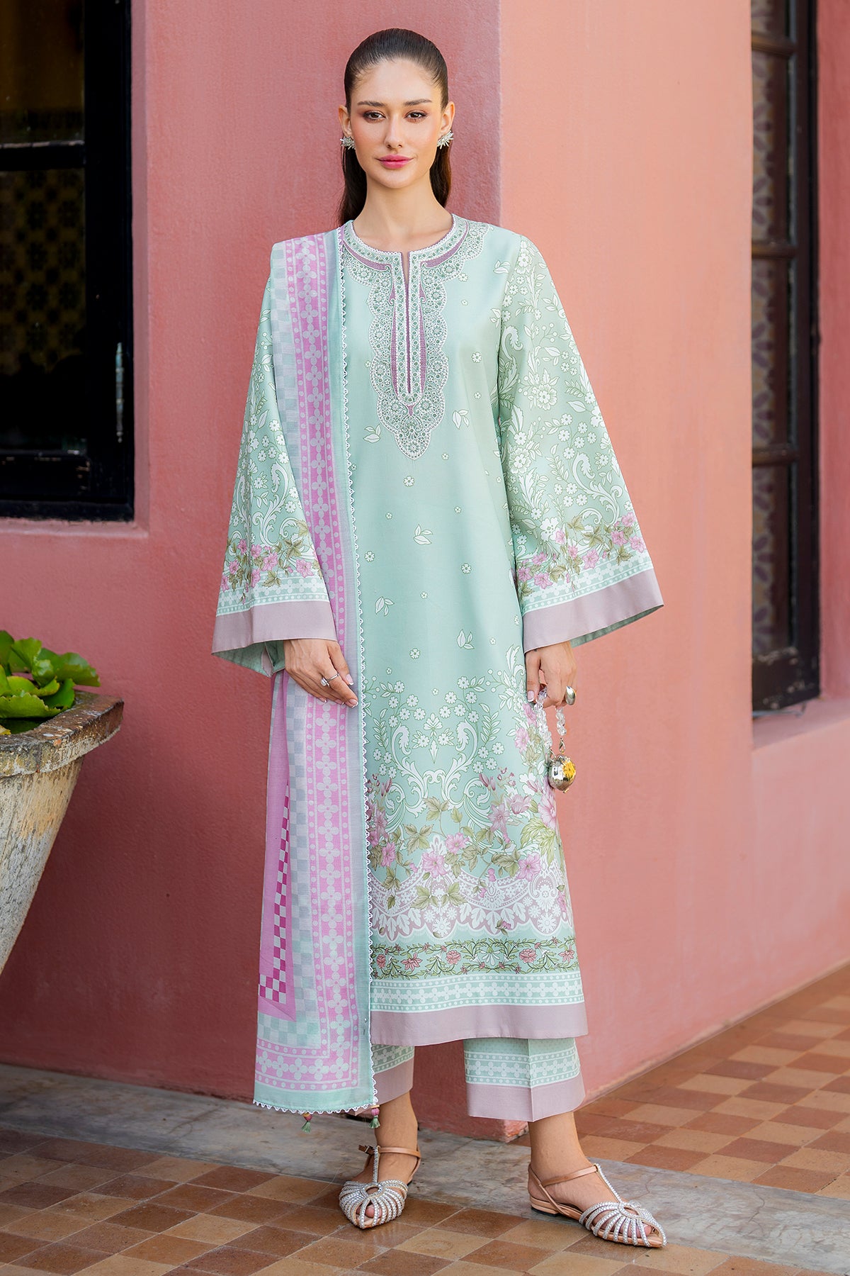 EMBROIDERED LAWN USE-9222