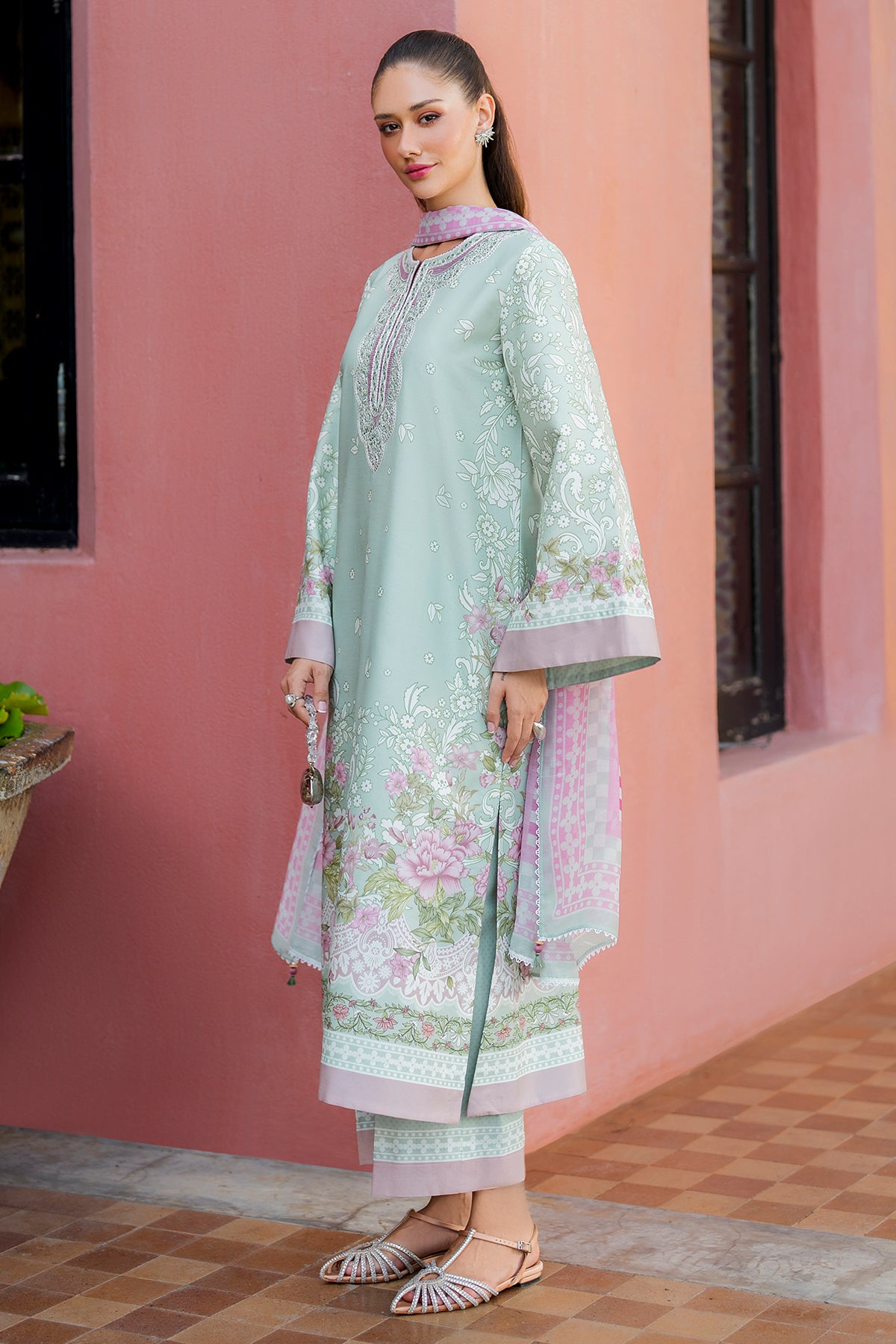 EMBROIDERED LAWN USE-9222