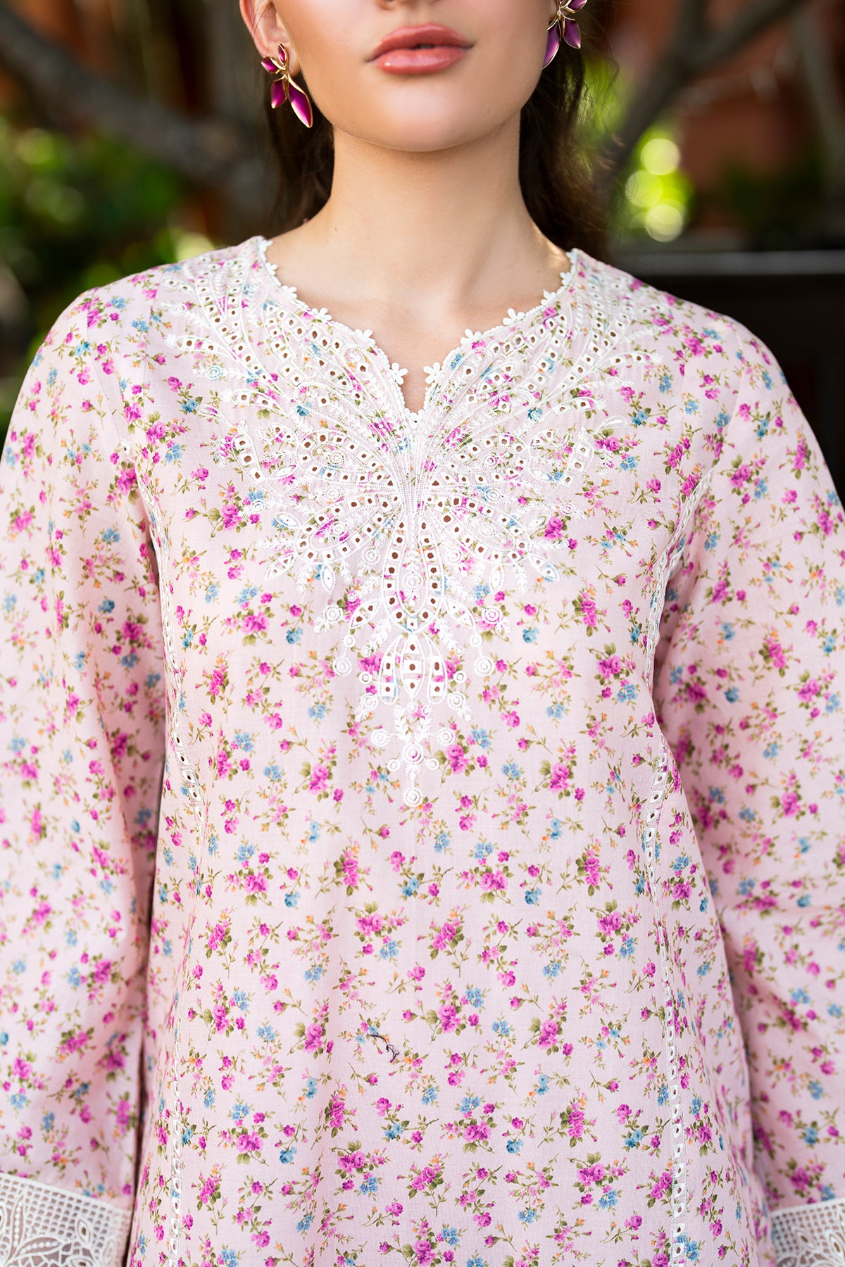 EMBROIDERED LAWN USE-9223