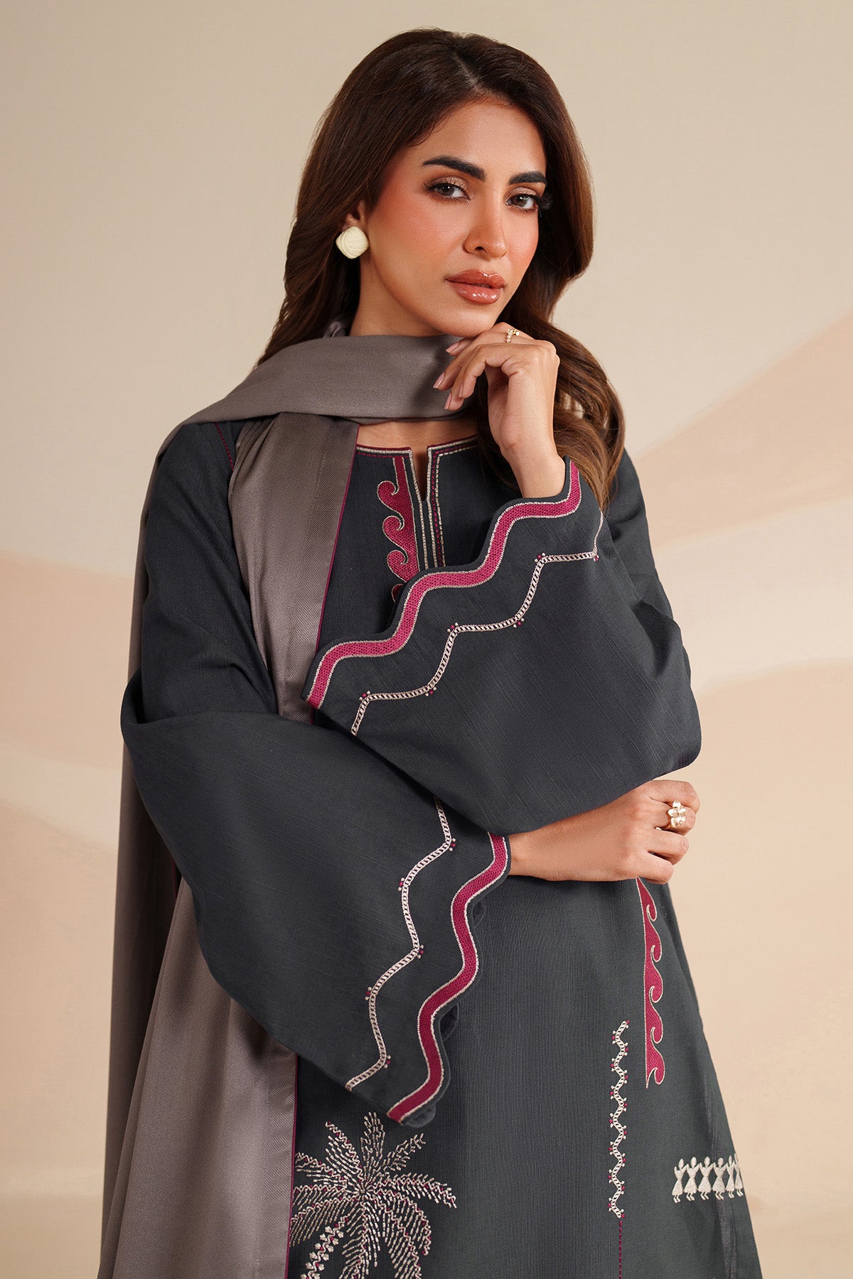 EMBROIDERED KHADDAR UW-0227