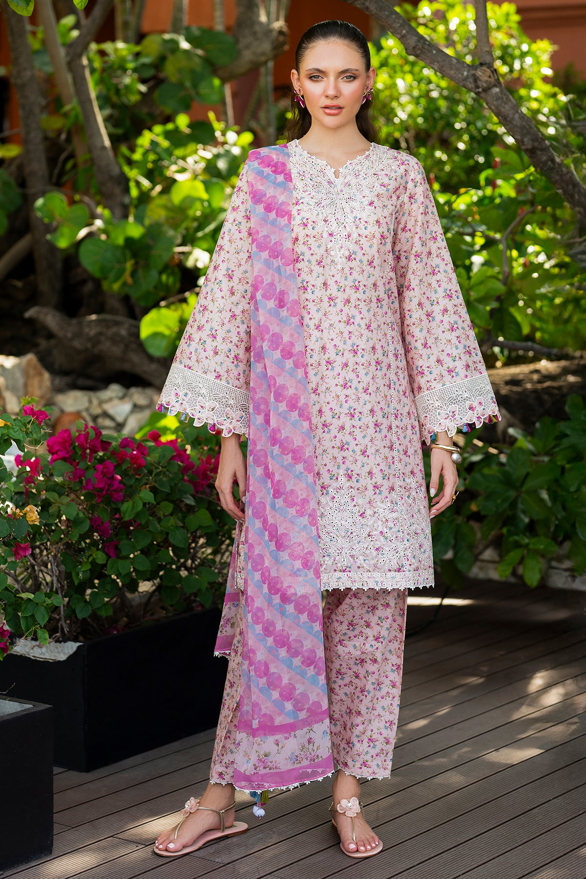 EMBROIDERED LAWN USE-9223