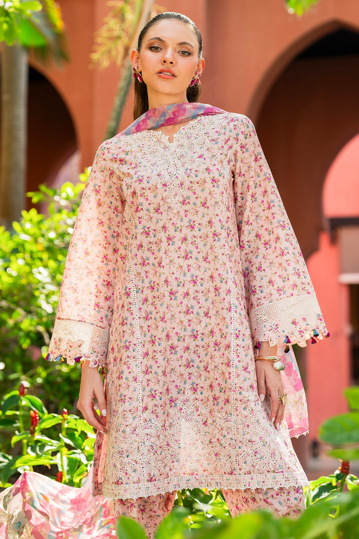 EMBROIDERED LAWN USE-9223