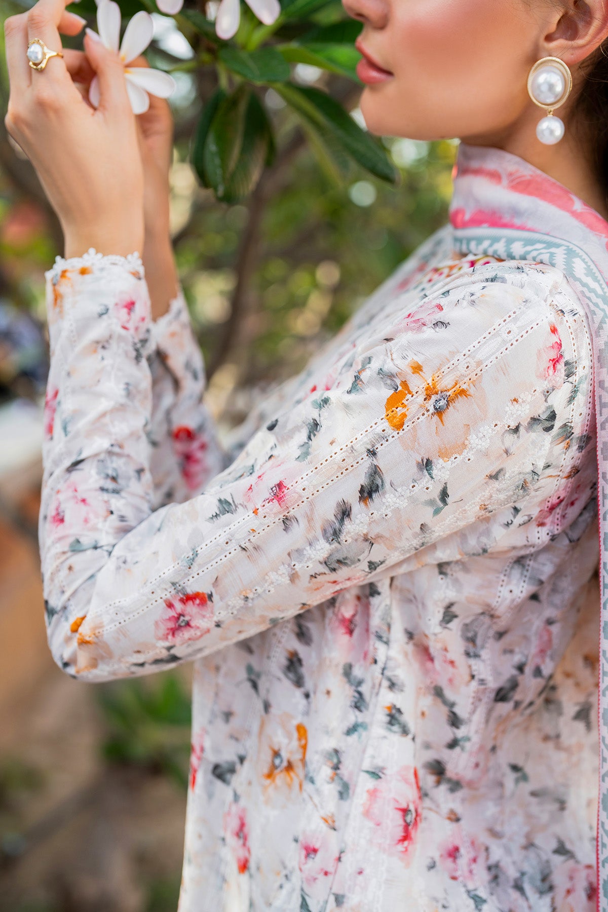 DIGITAL PRINTED SCHIFFLI LAWN RTW-1215