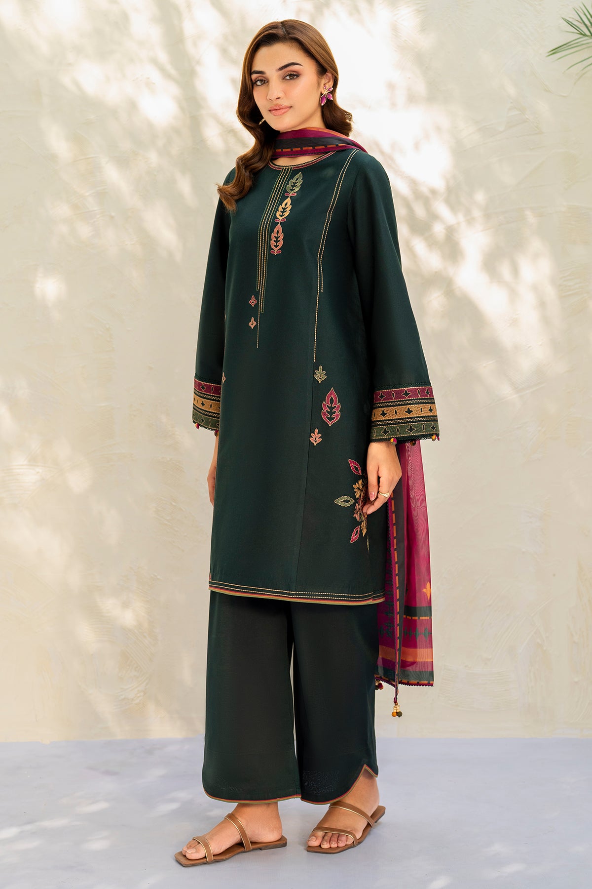 EMBROIDERED LAWN USE-9207