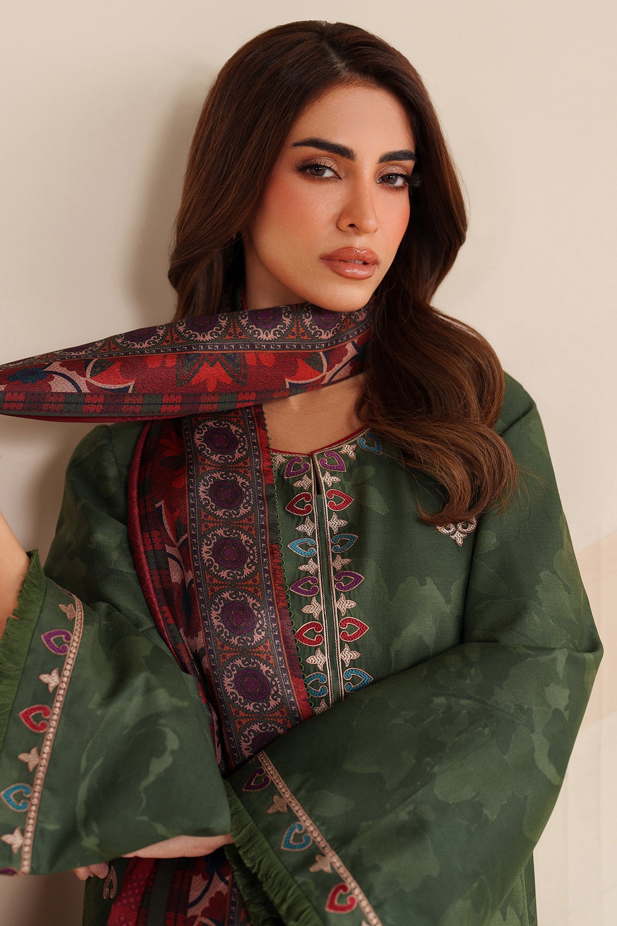 EMBROIDERED PREMIUM VISCOSE UW-0236