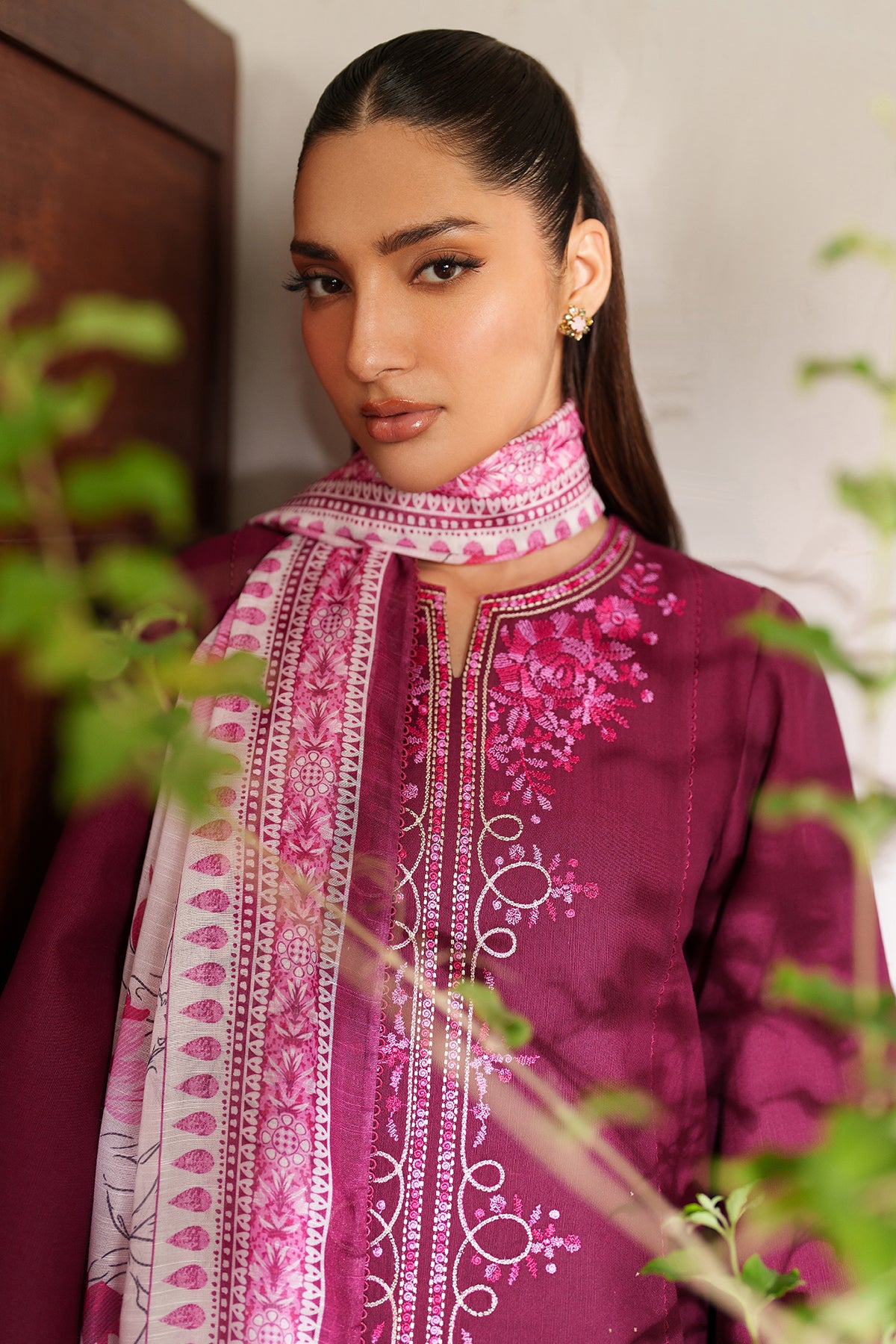 EMBROIDERED KHADDAR UW-0155