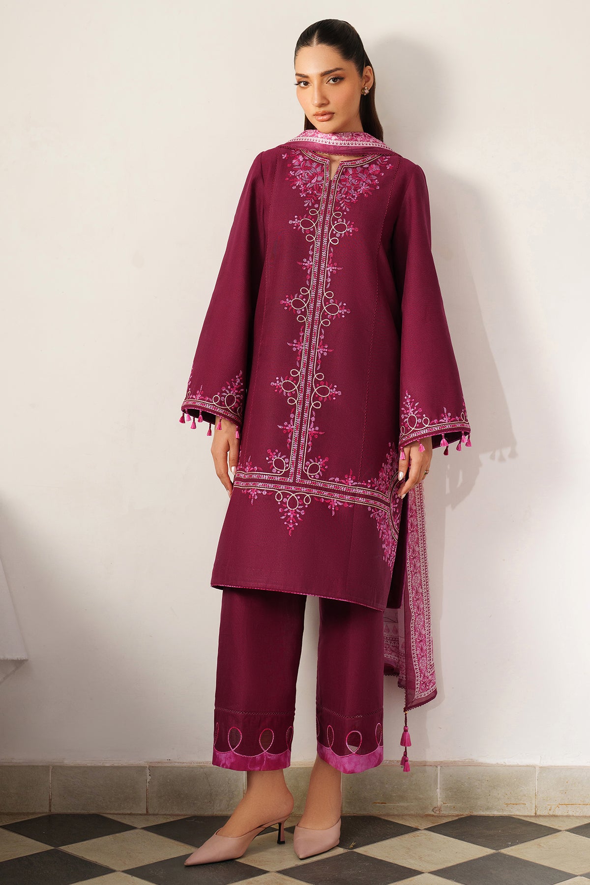 EMBROIDERED KHADDAR UW-0155