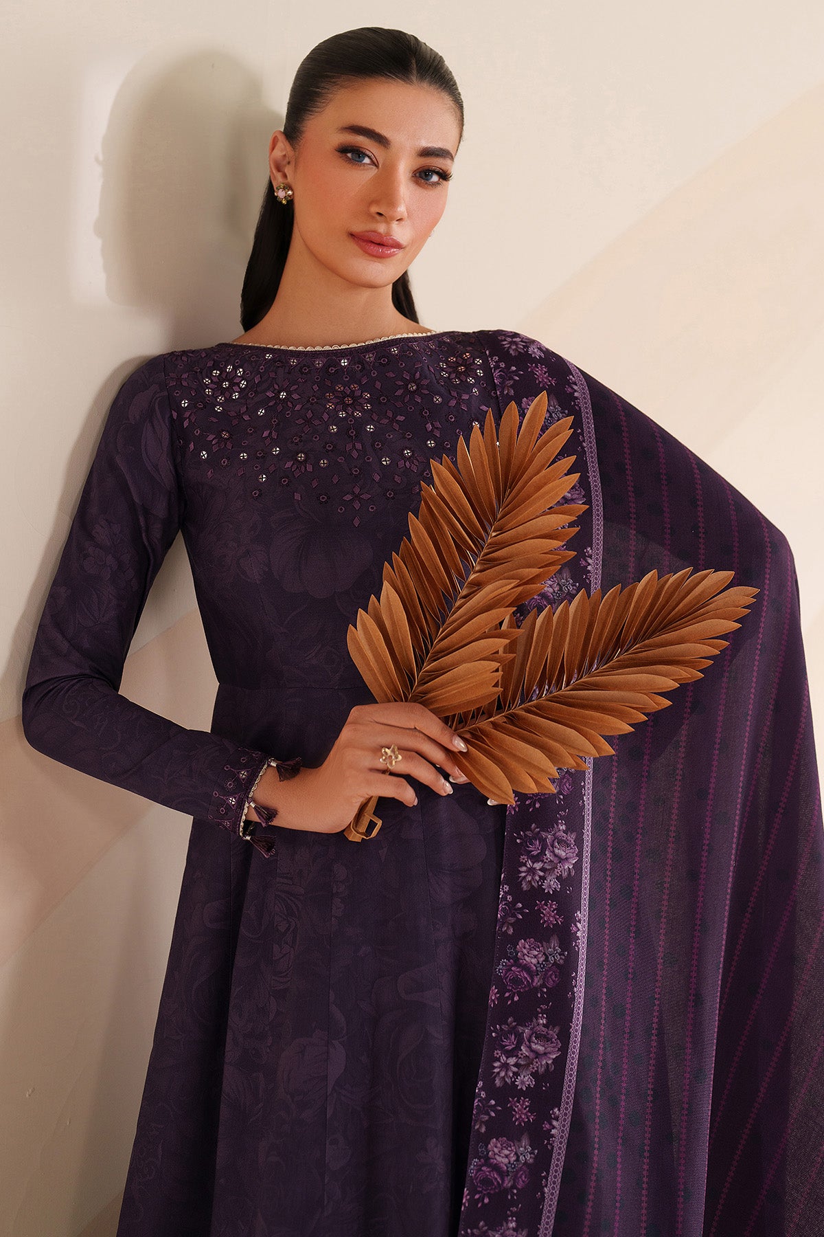 EMBROIDERED PREMIUM VISCOSE UW-0244