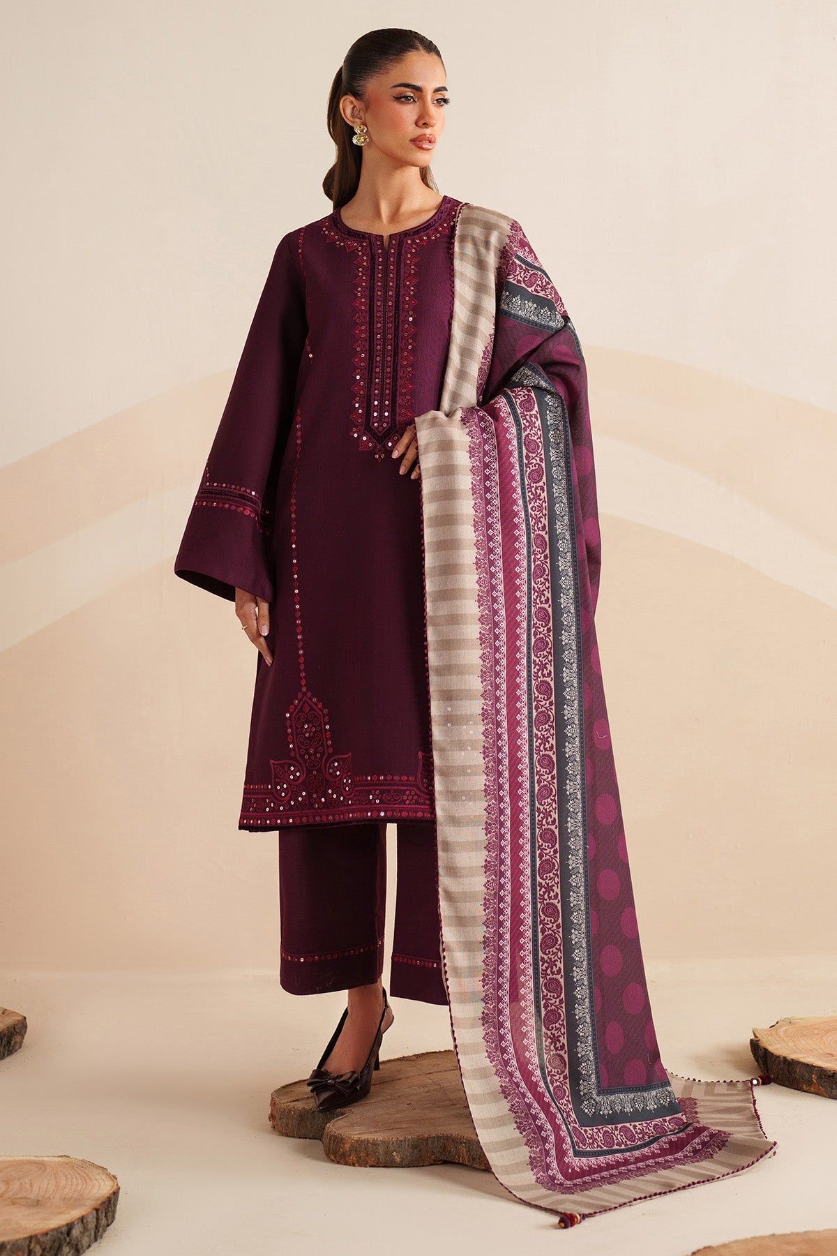 EMBROIDERED KHADDAR UW-0220