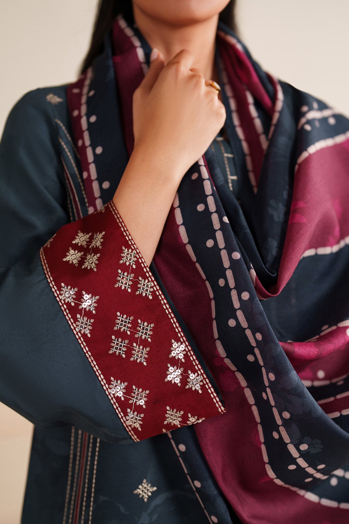 EMBROIDERED PREMIUM VISCOSE UW-0224