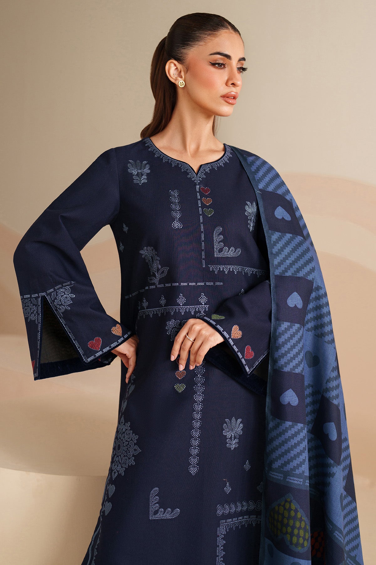 EMBROIDERED KHADDAR UW-0229