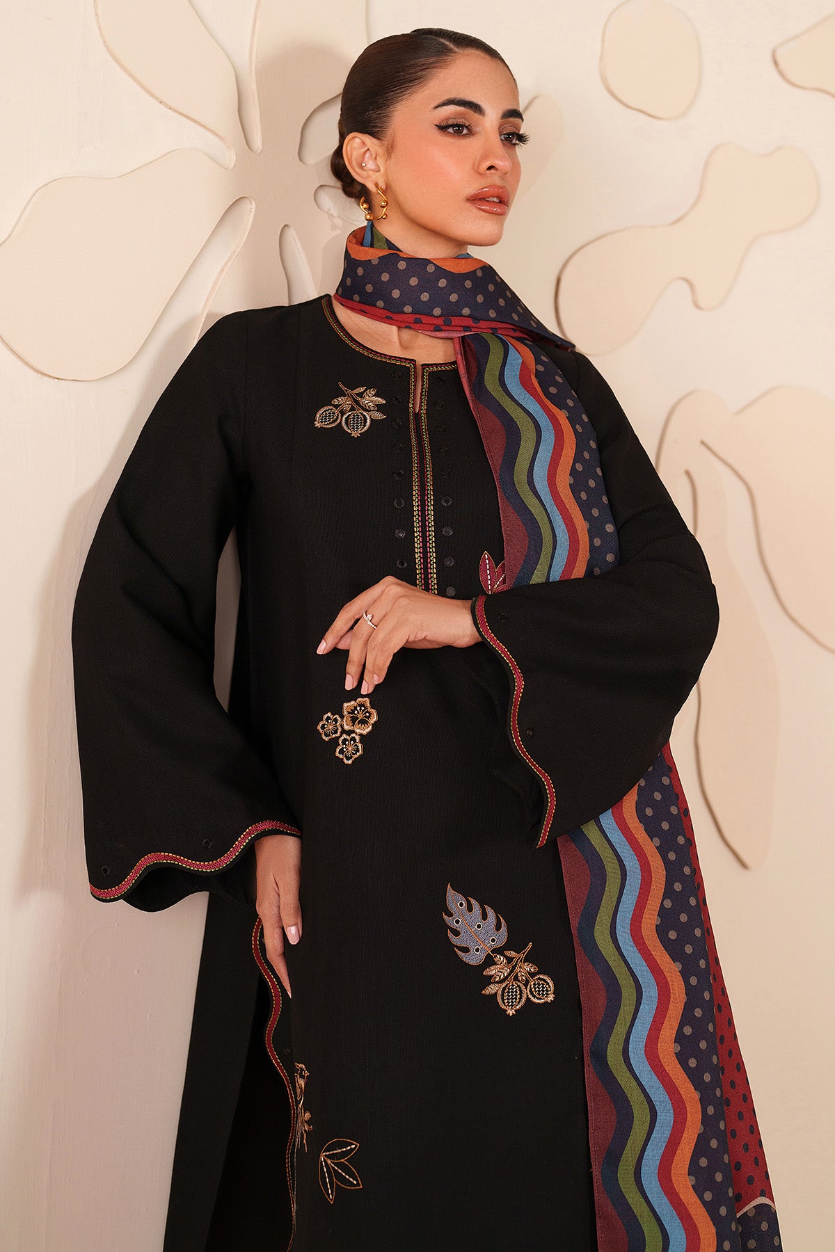 EMBROIDERED KHADDAR UW-0223
